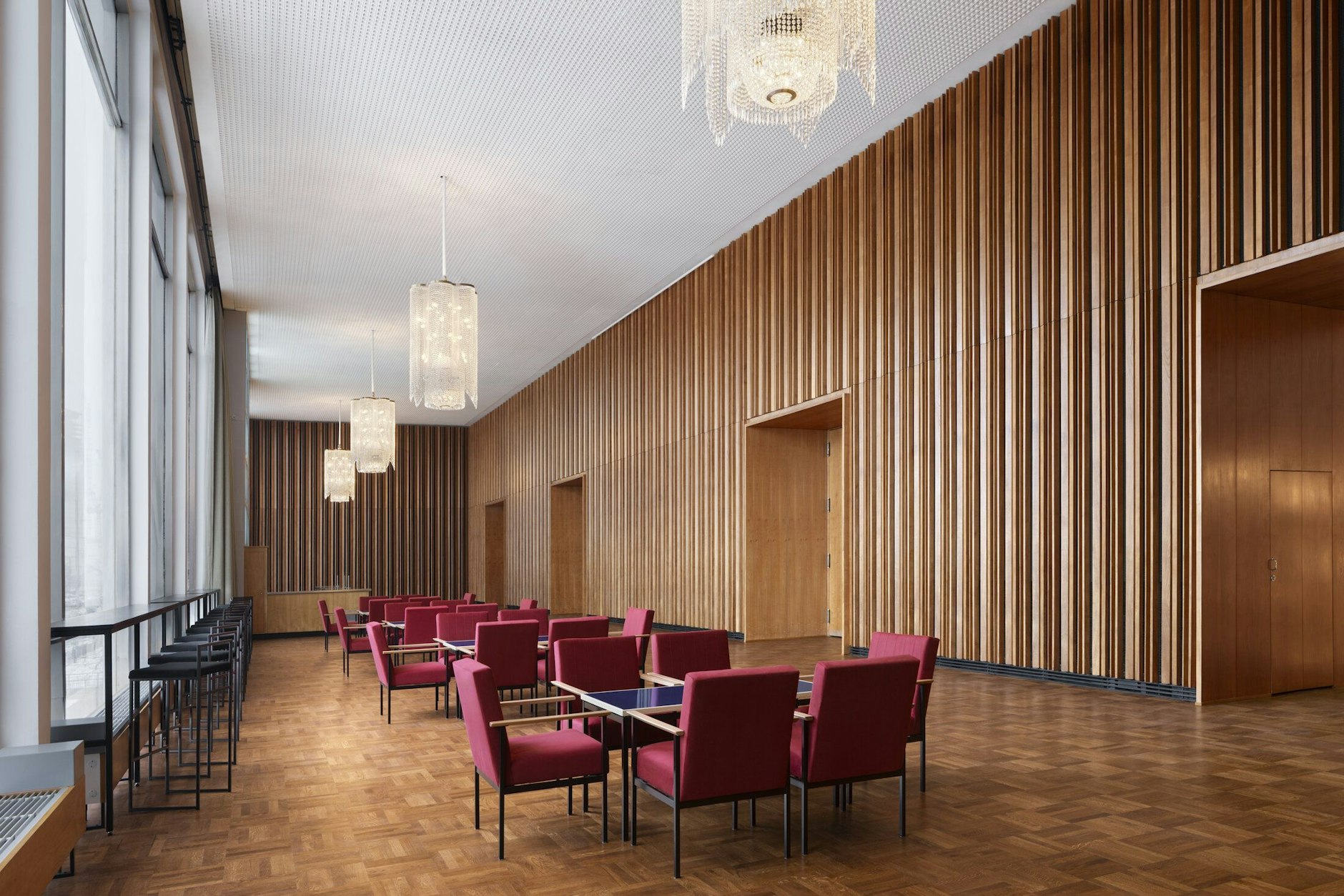 So sieht die sanierte Panoramabar aus.