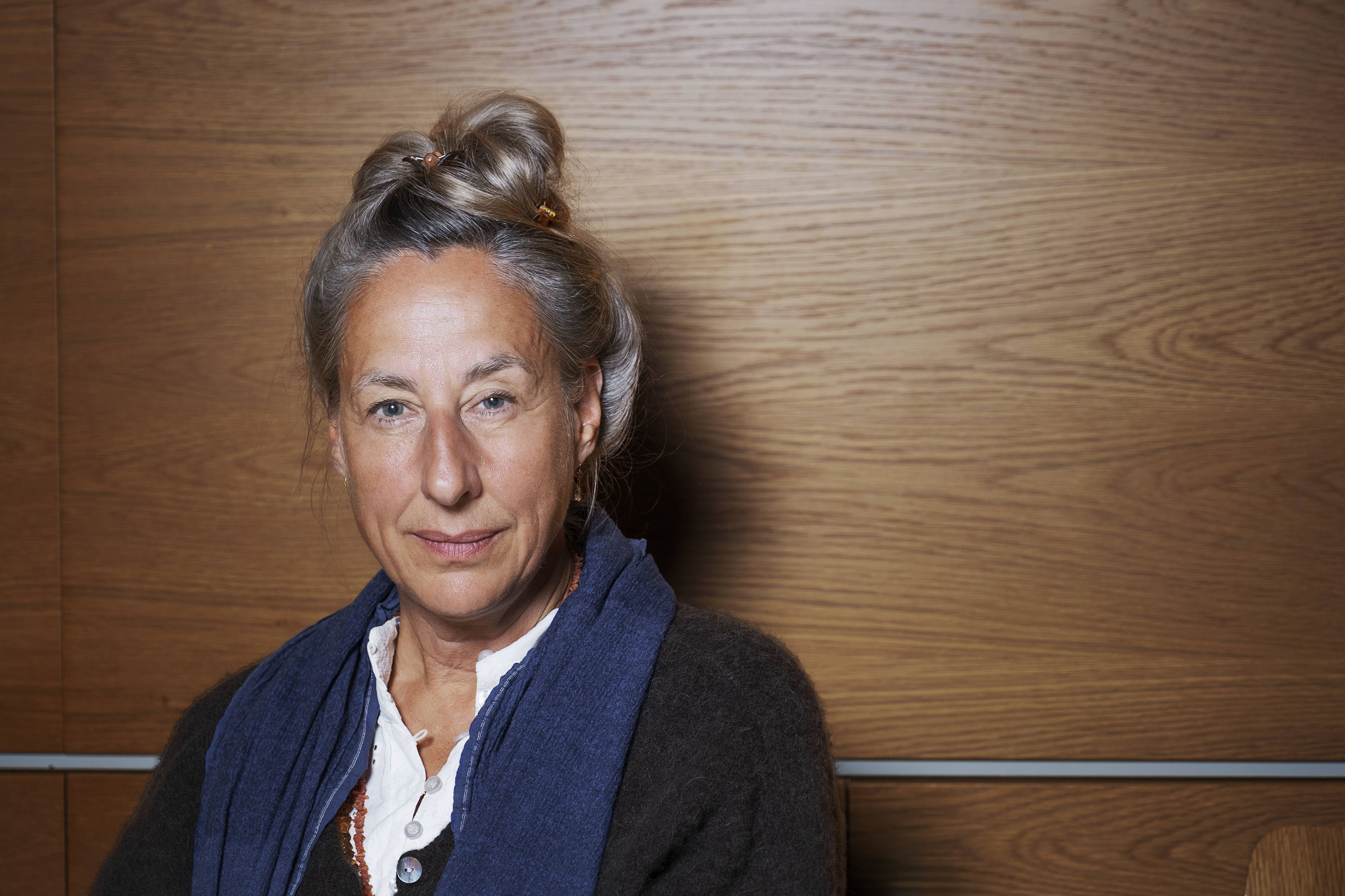 Judith Hermanns Reise ins familiäre Dunkel macht persönliche und historische Brüche sichtbar