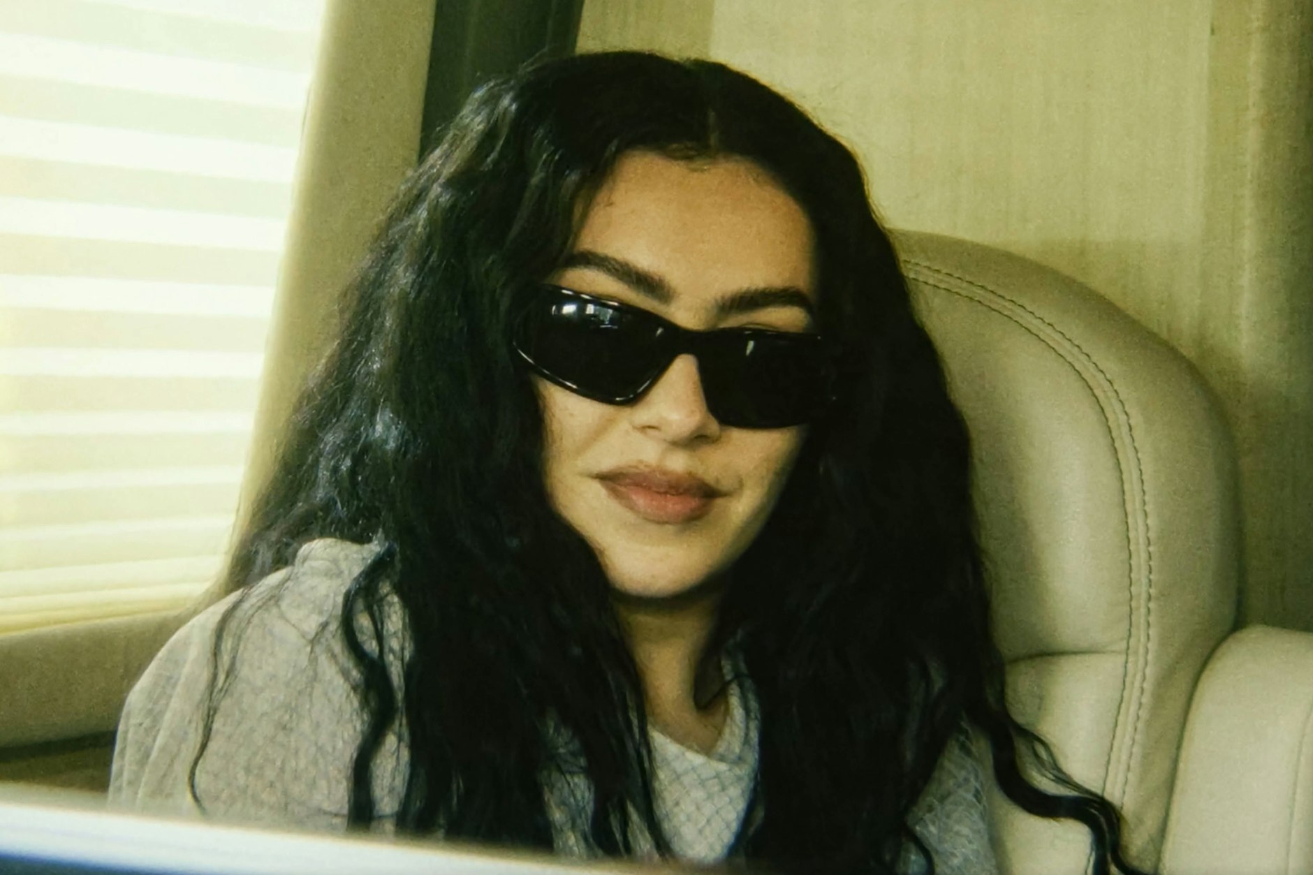 Der „Brat Summer“ 2024 ist jetzt auch auf der Berlinale angekommen.