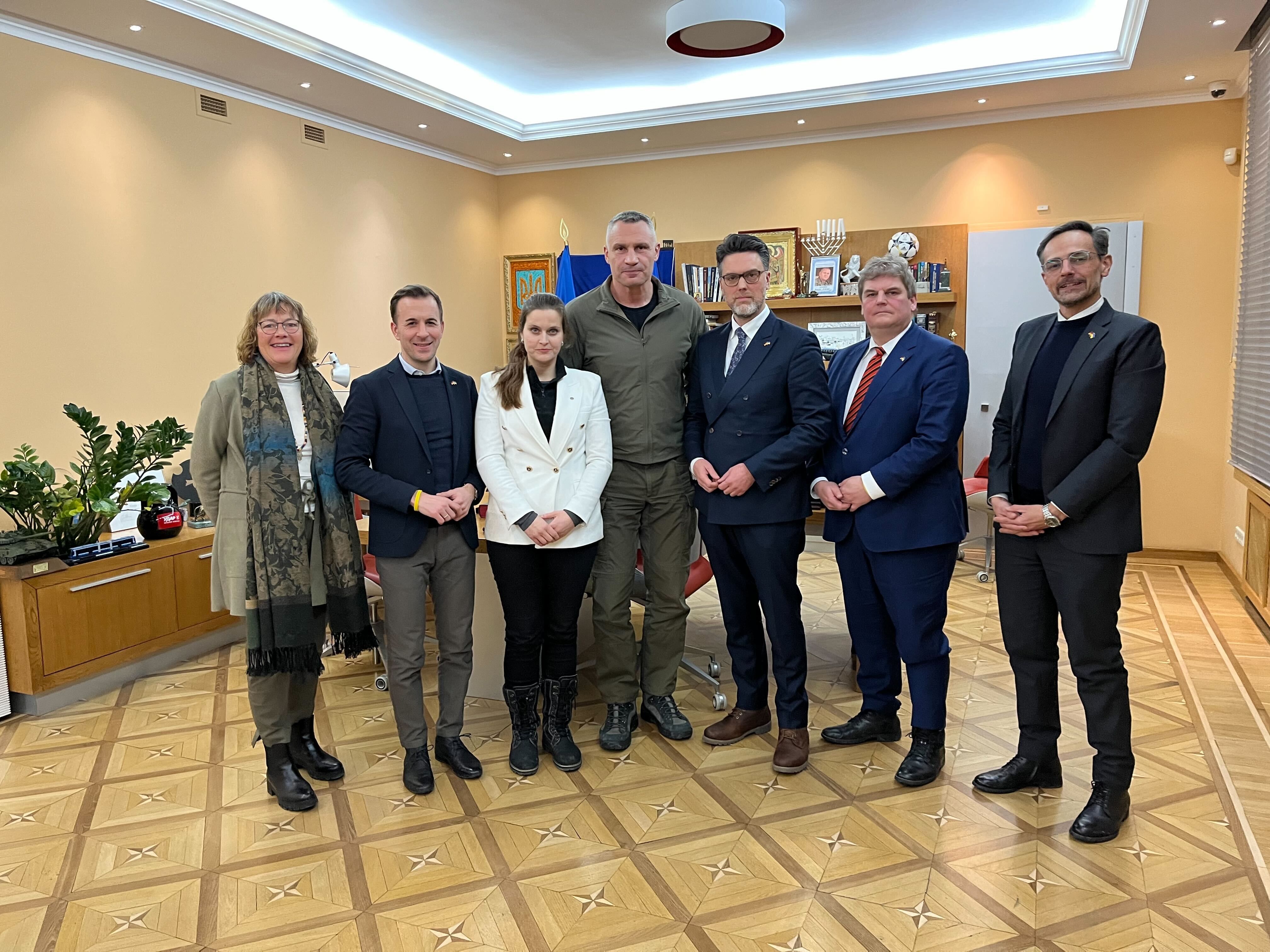 CDU-Abgeordneter fordert Taurus-Lieferung und mehr Luftverteidigung für die Ukraine