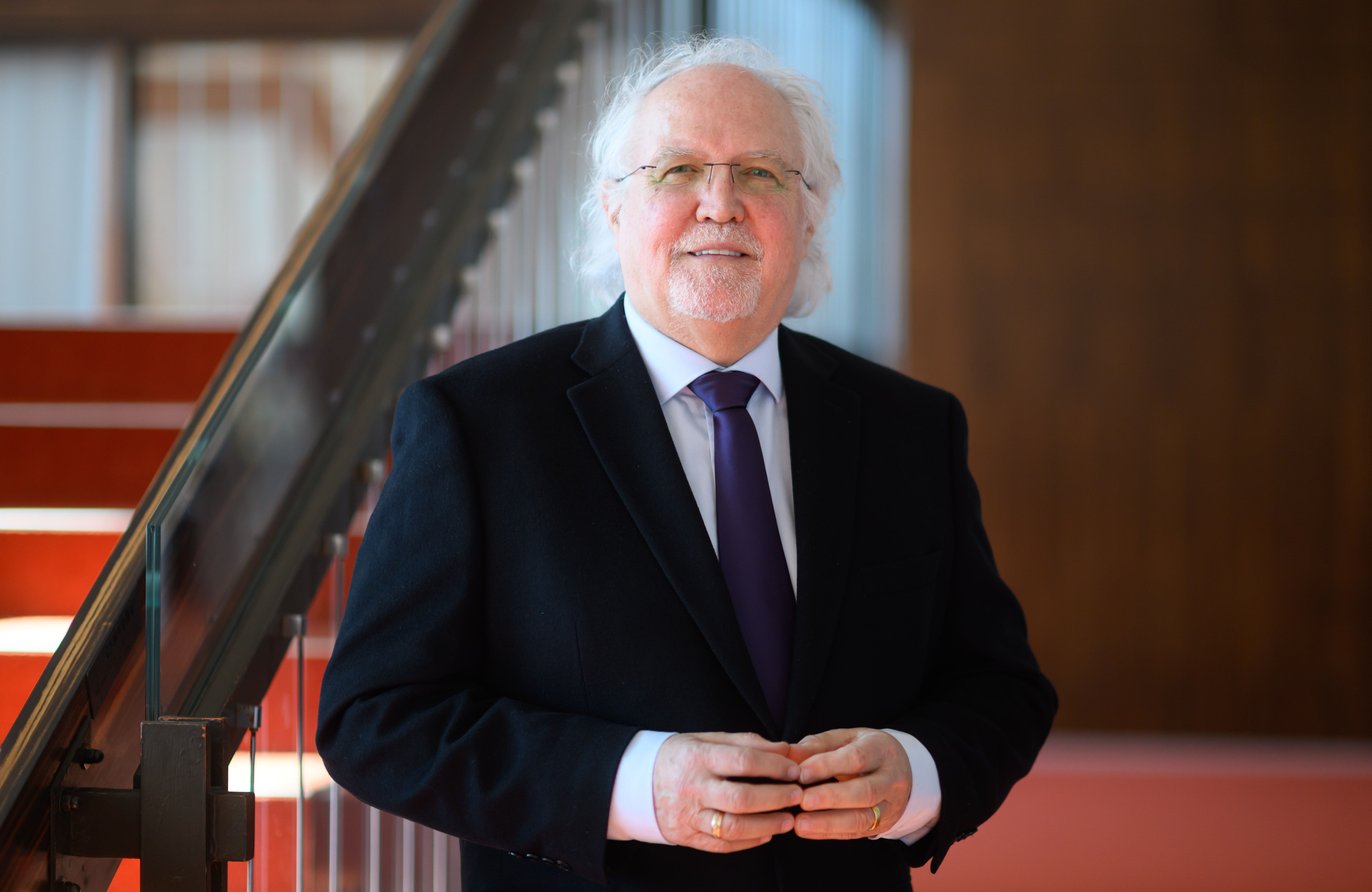 Deutsche Oper Berlin: Donald Runnicles verabschiedet sich mit Schönbergs „Gurrliedern“