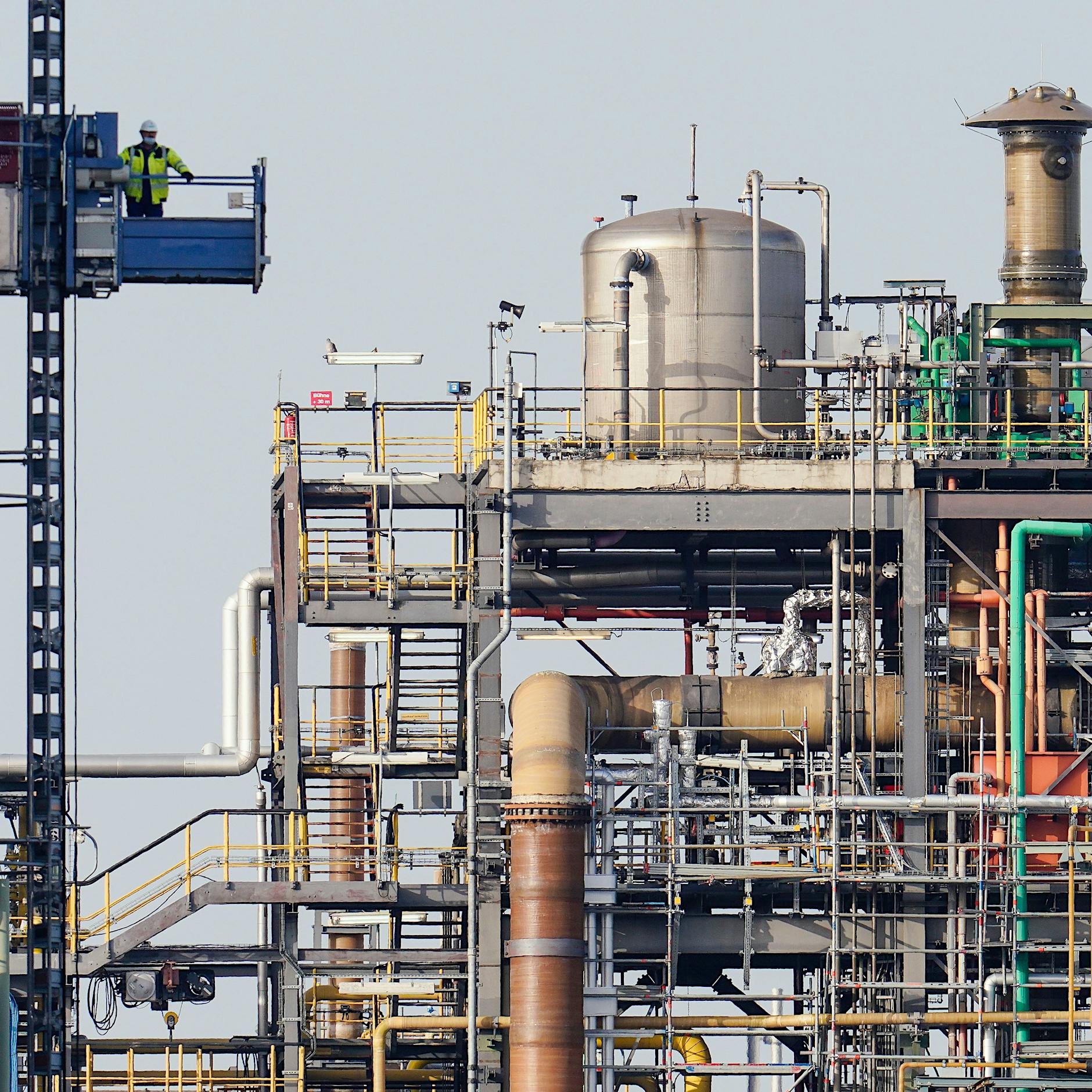 BASF verlagert Dienstleistungen nach Indien: Tausende Stellen in Berlin bedroht