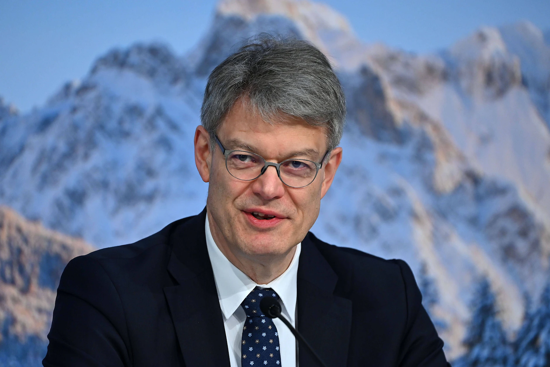 Der Verkehrsminister hat jetzt konkrete Vorschläge für eine presiwerte Füherscheinprüfung vorgestellt.