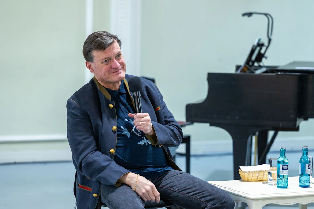 Christian Thielemann sucht leichte „Musik aus fernen Rundfunktagen“