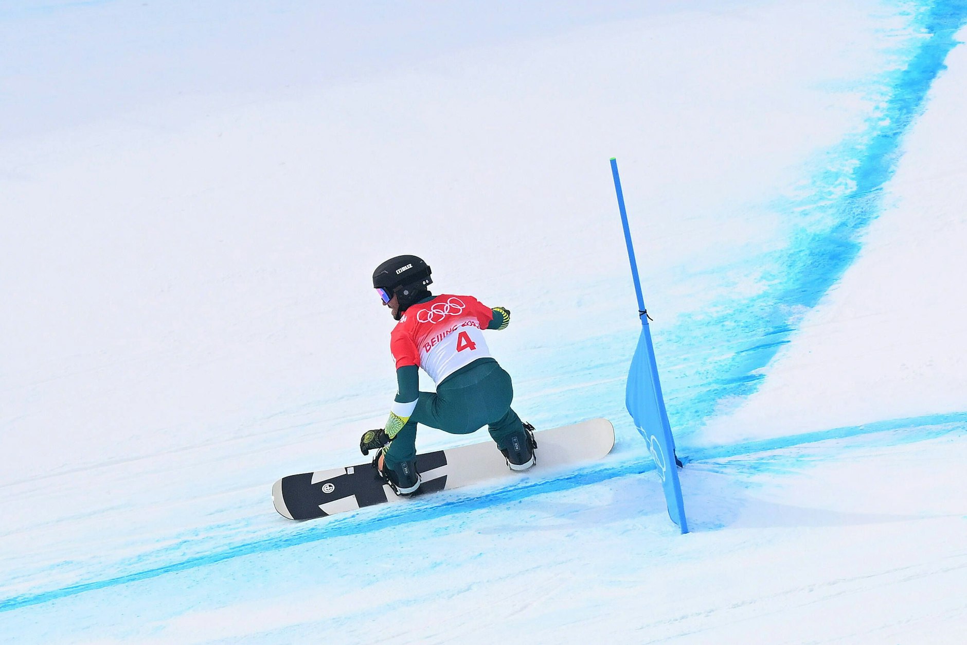 Snowboarder Cam Bolton aus Australien, hier bei den Olympischen Spielen 2022 in Peking, hat sich bei einem Trainingsunfall das Genick gebrochen.