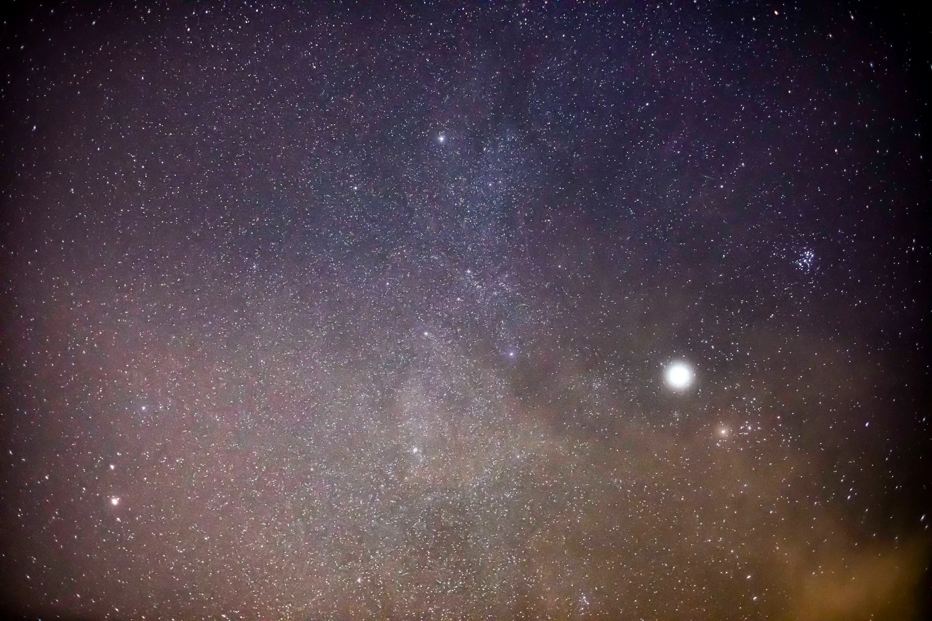 Ein Bild einer vergangenen Planetenparade über der Schwäbischen Alb