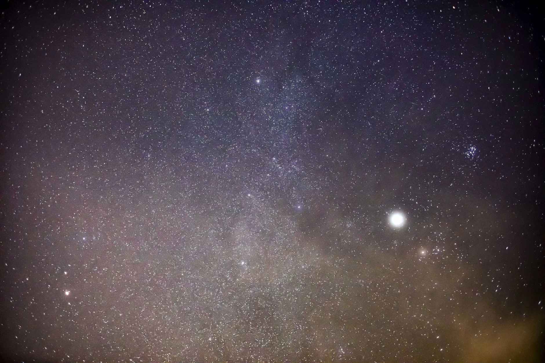 Ein Bild einer vergangenen Planetenparade über der Schwäbischen Alb