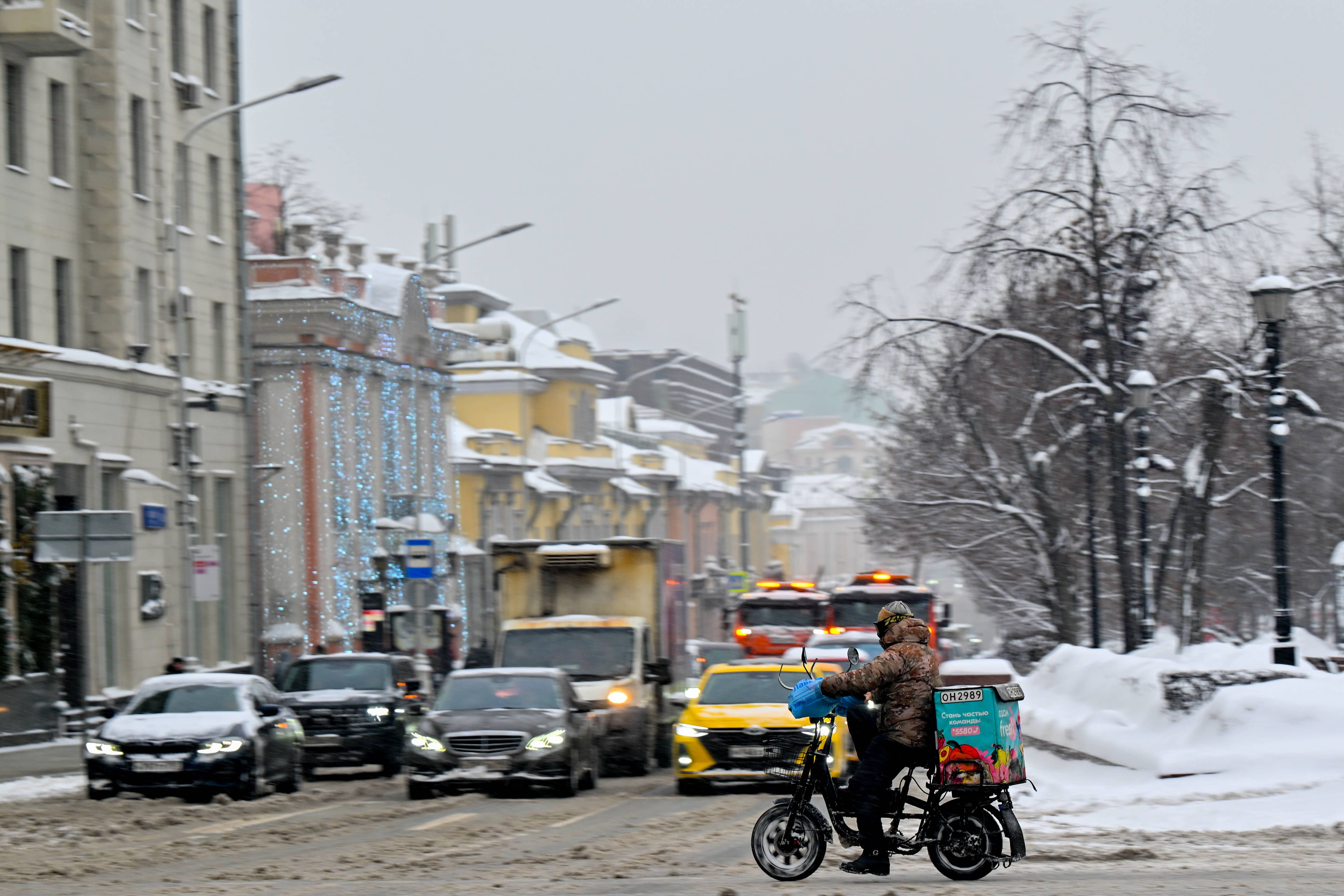 Bericht: So gelangten Zehntausende deutsche Autos 2025 trotz Sanktionen nach Russland