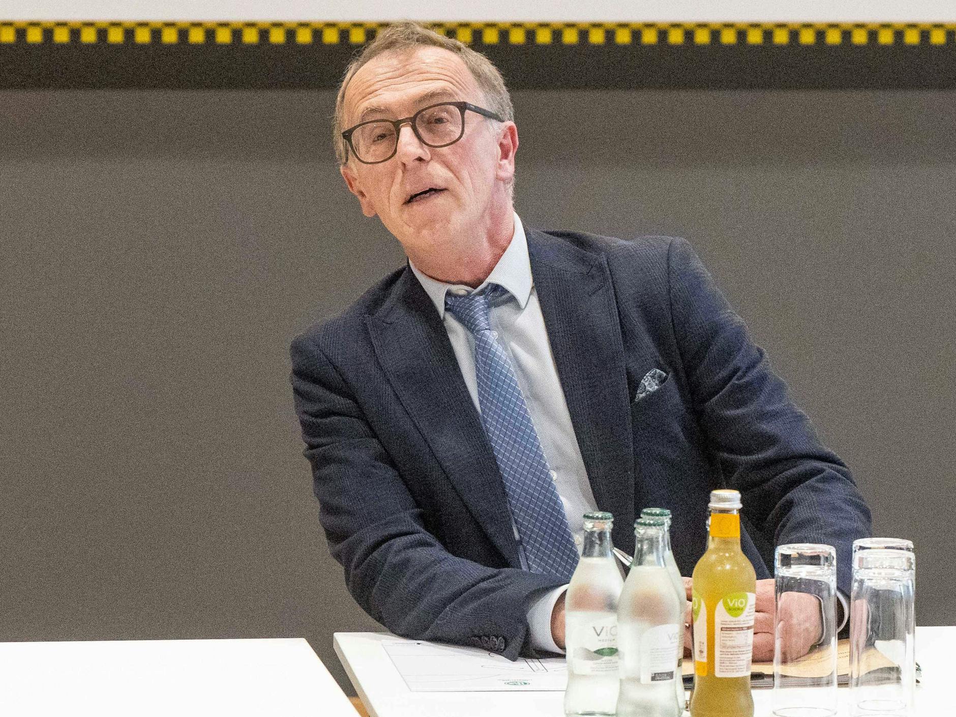 Der Vorsitzende des DFB-Sportgerichts Stephan Oberholz sorgt für Irriation wegen seines Urteils gegen Hertha-Spieler Kownacki.