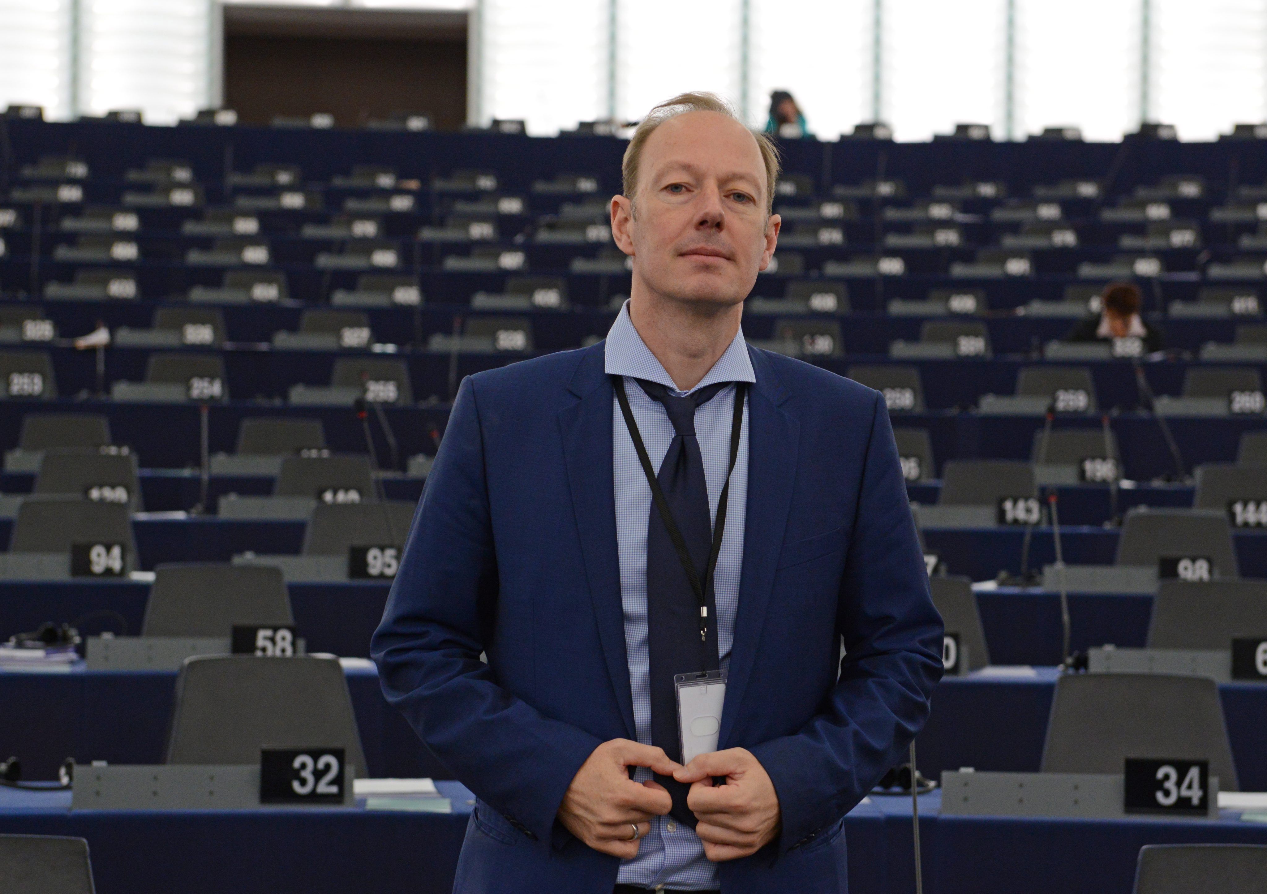 Falsches Thema: Sonneborns Plädoyer für die Meinungsfreiheit im EU-Parlament