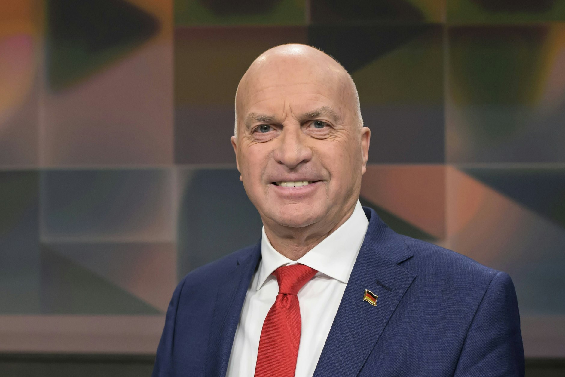 Rüdiger Lucassen, verteidigungspolitischer Sprecher der Bundestagsfraktion AfD in einem TV-Format.