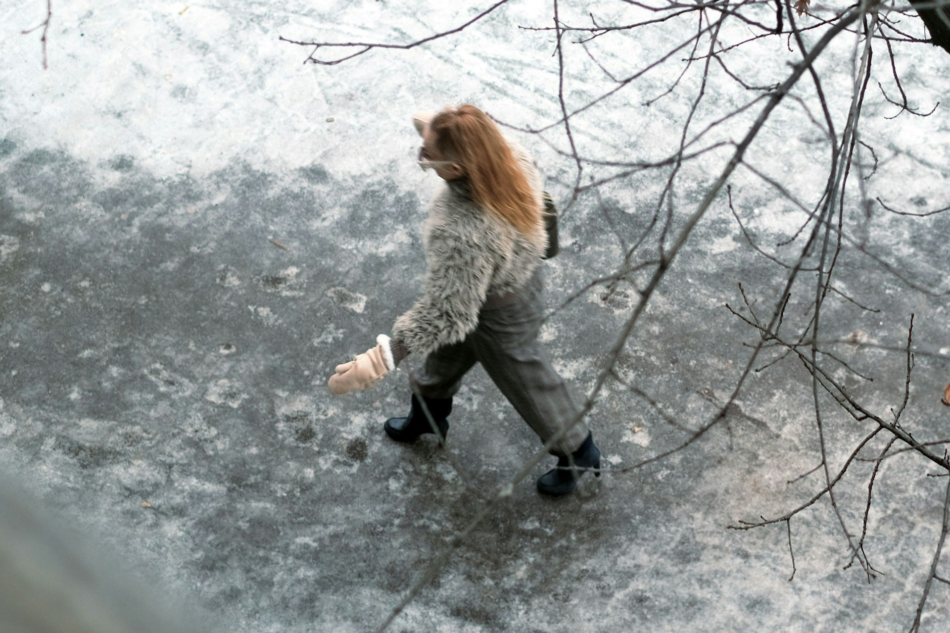 Tagelang waren die Gehwege an vielen Orten in Berlin spiegelglatt.