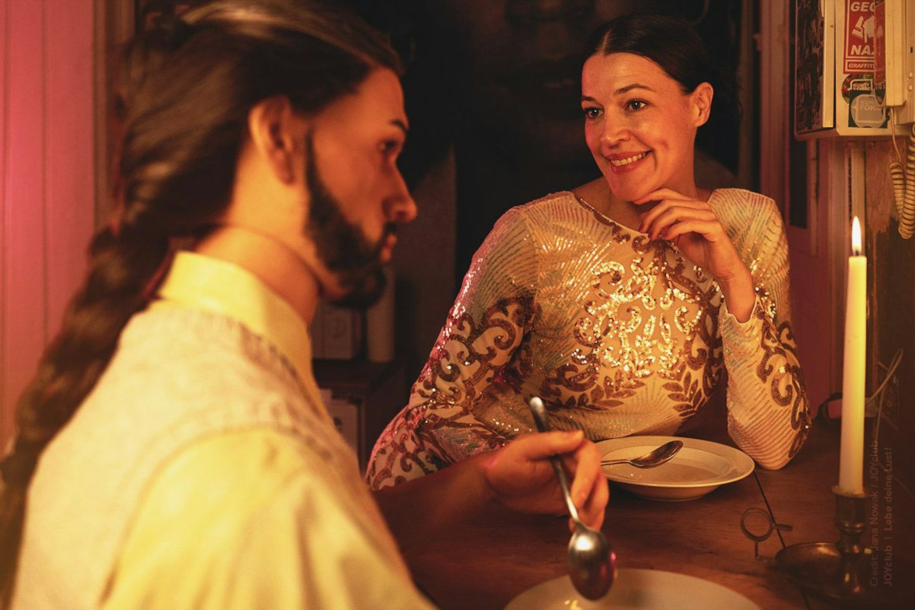 Viel Rückmeldung bekommt man von einer Sexpuppe nicht. Das kann befremdlich sein.