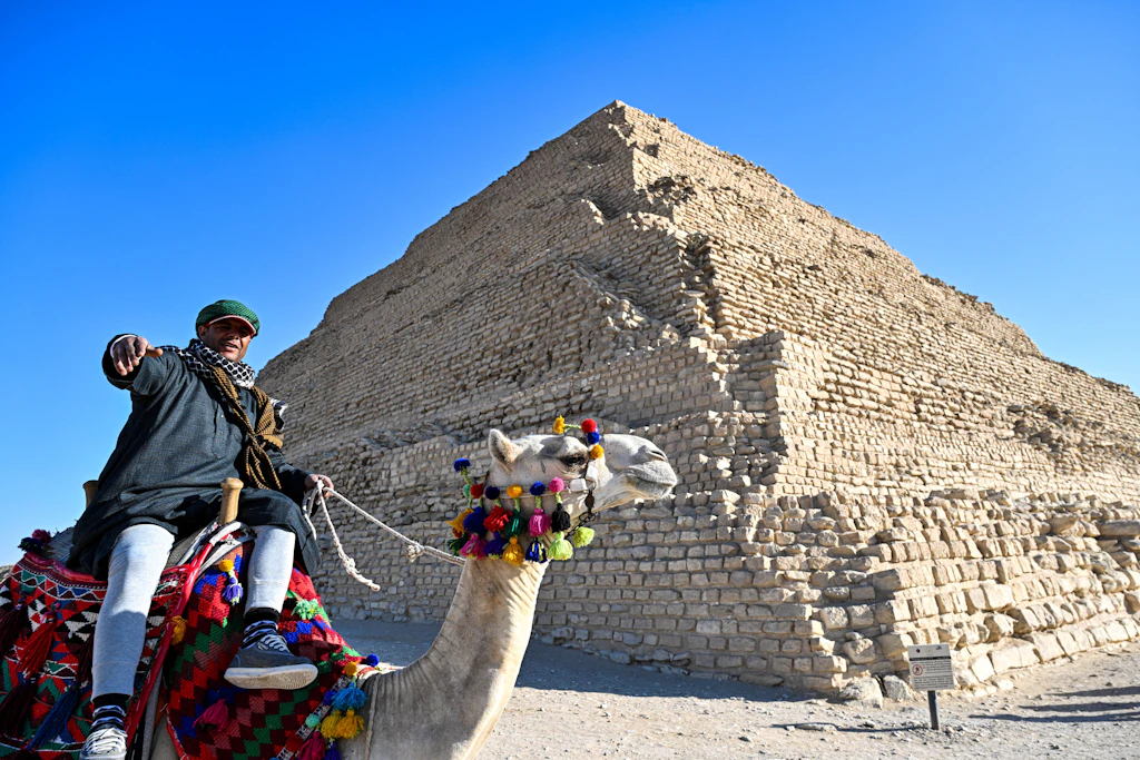 Die Pyramiden von Gizeh locken jedes Jahr Millionen Touristen nach Ägypten.