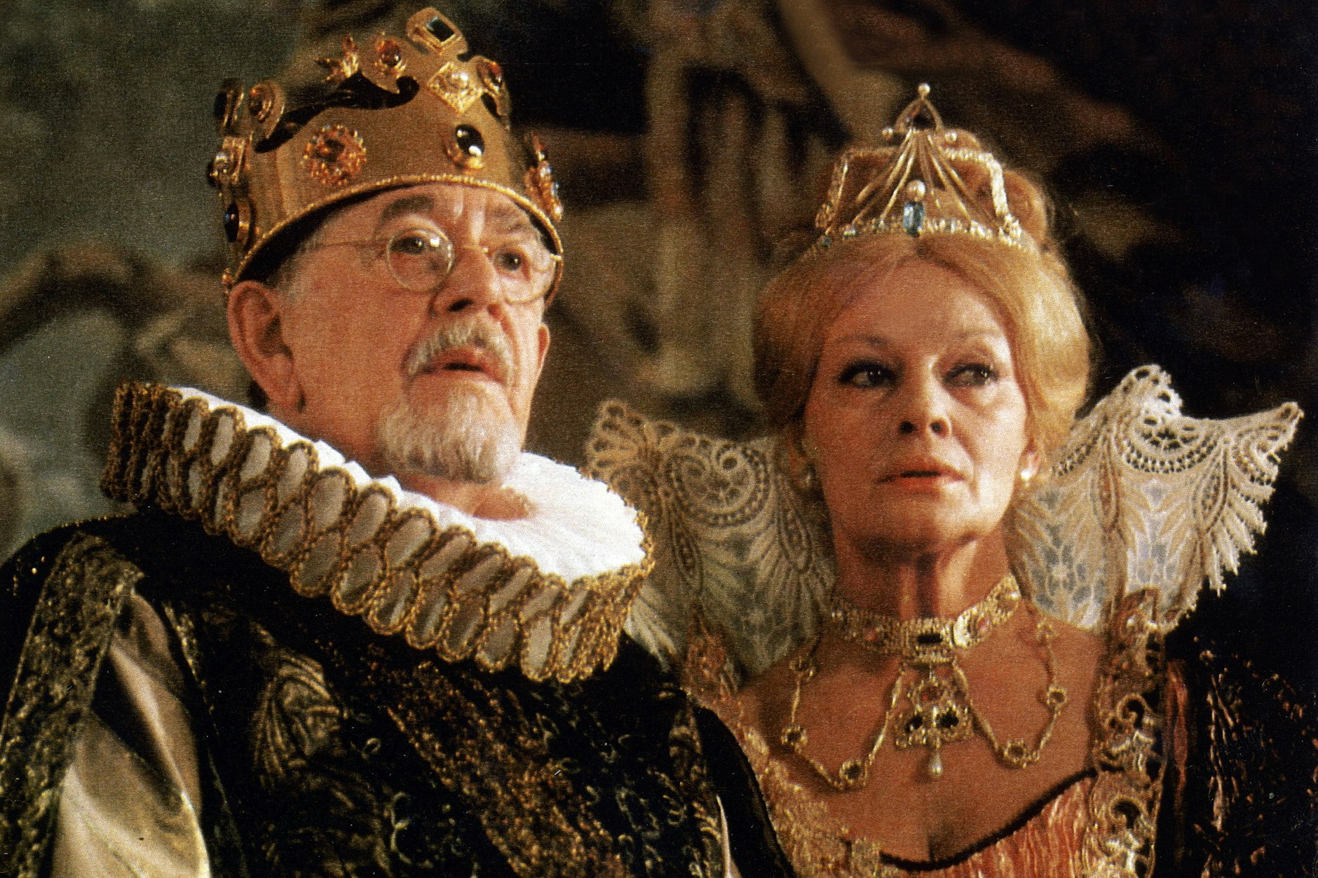 Vlastimil Brodsky und Jana Brejchova spielten in den Serien zur Märchenbraut König und Königin. 