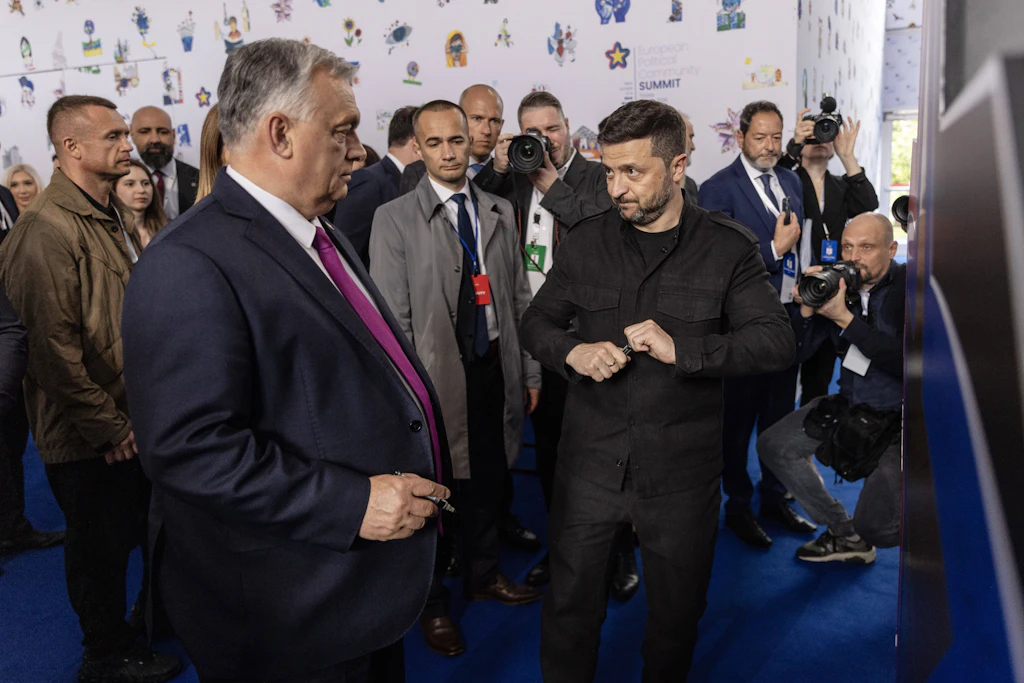 Orbán attackiert Selenskyj: Offener Machtkampf um EU-Beitritt der Ukraine