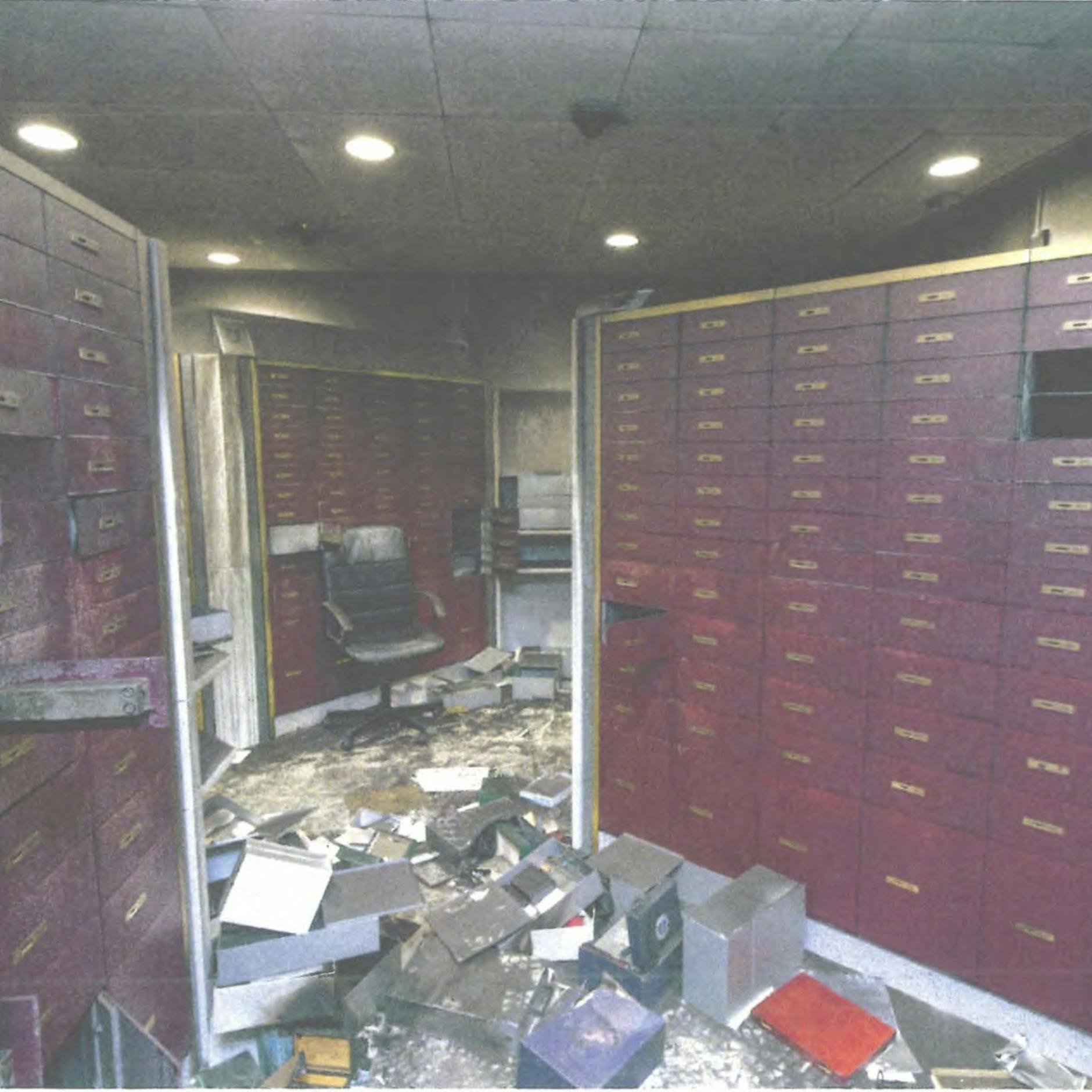 Image - 18-Millionen-Beute bei Einbruch: Polizei fasst Verdächtigen am Flughafen BER