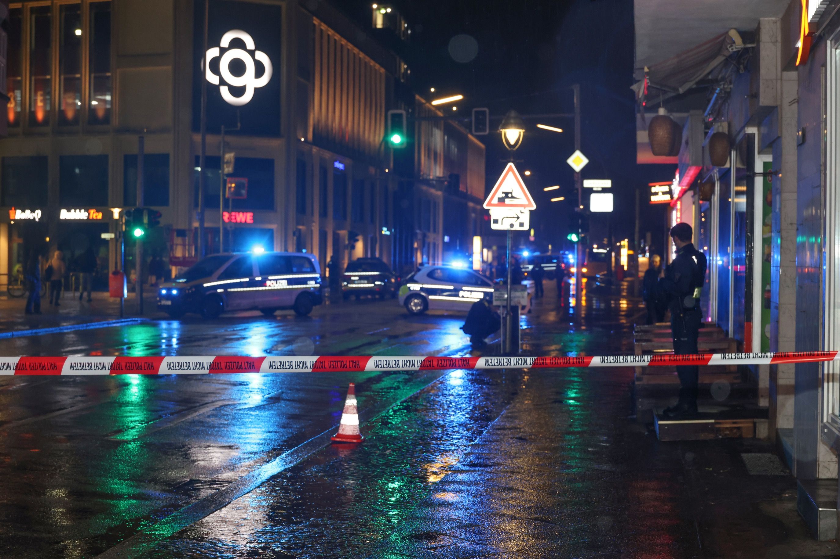 Autofahrer in Tegel brutal niedergeschossen