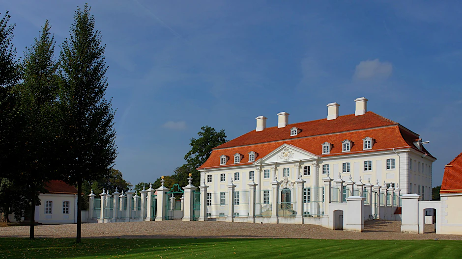 Wird in Zukunft wohl weniger prominenten Besuch bekommen: Schloss Meseberg in Brandenburg.