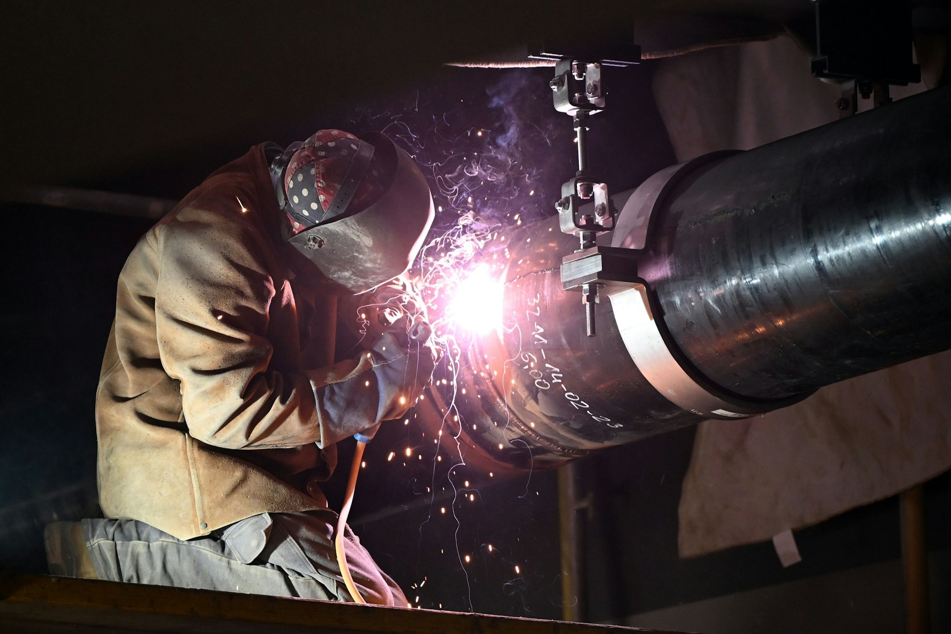 Die Bauarbeiten an der Elsenbrücke ruhen zurzeit. Es ist zu kalt.