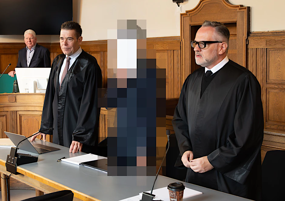 Der Angeklagte musste sich jetzt vor Gericht verantworten. Er schoss auf einen Mitarbeiter, der seinen Lohn forderte.