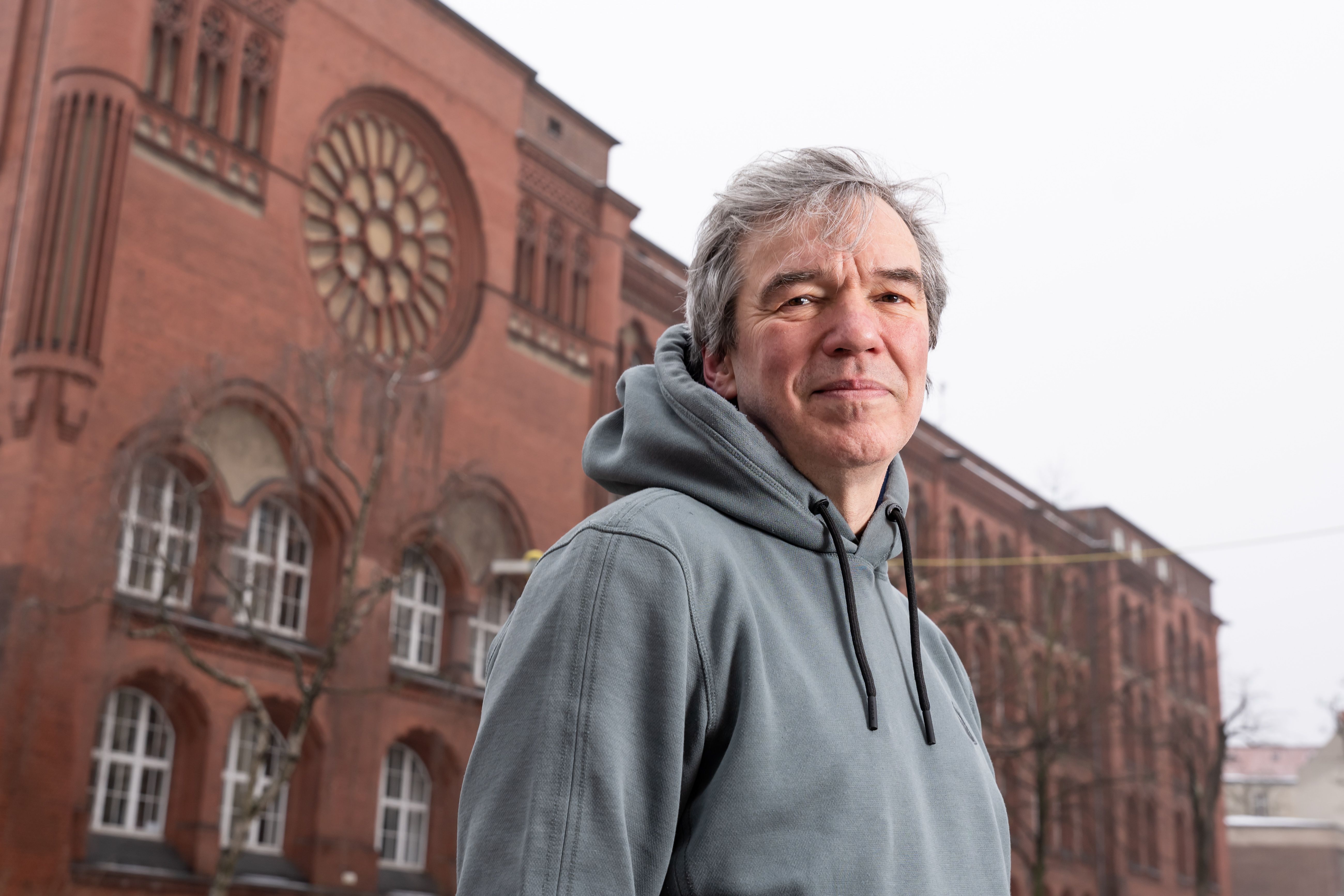 Autor Michael Wildenhain: West-Berlin war eine verwirklichte sozialistische Utopie