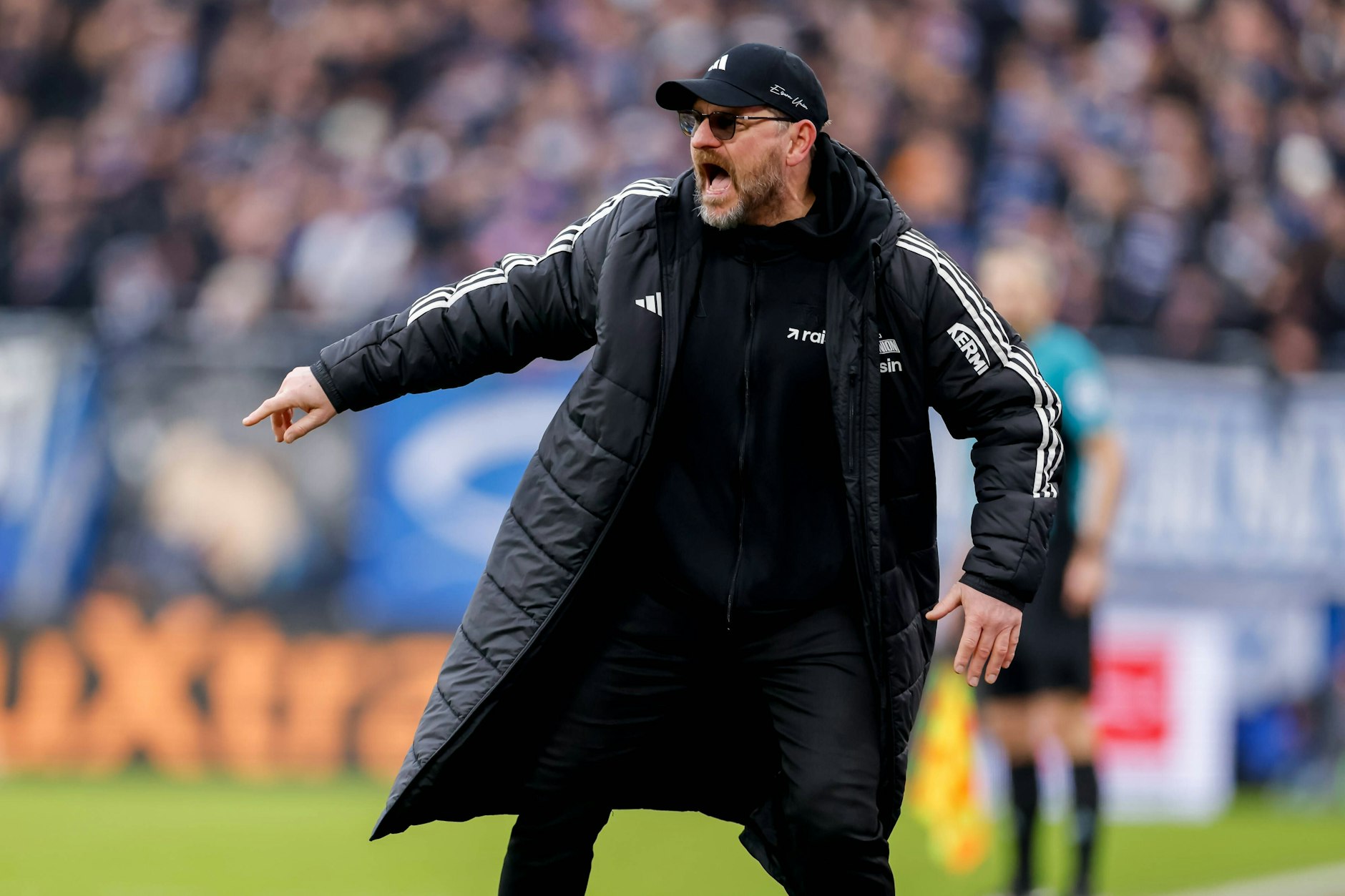 Erfolglose Rückkehr an die ehemalige Wirkungsstätte: Trainer Steffen Baumgart unterlag mit dem 1. FC Union Berlin im Hamburger Volkspark.