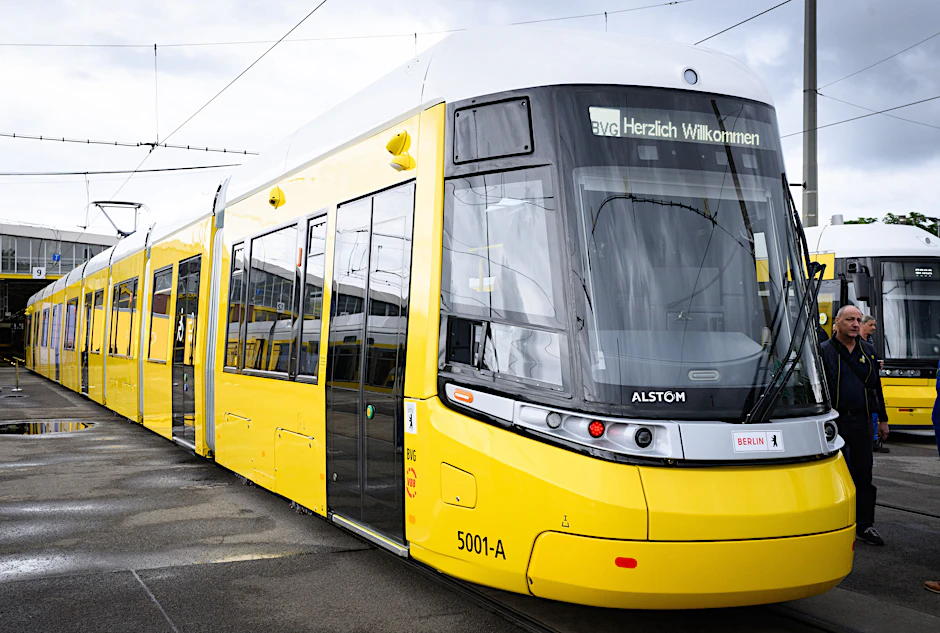 BVG gibt grünes Licht für Berlins XXL-Straßenbahn: Der Urbanliner startet im Sommer auf der M4