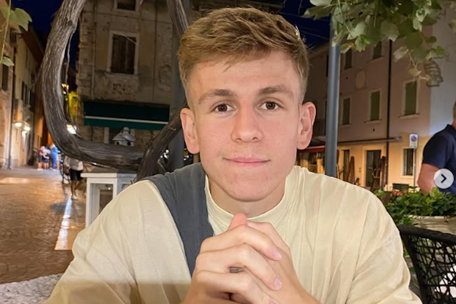 Thommy Berglmeir hat es zu seinem Hobby gemacht, sich auf VIP-Veranstaltungen zu schleichen.