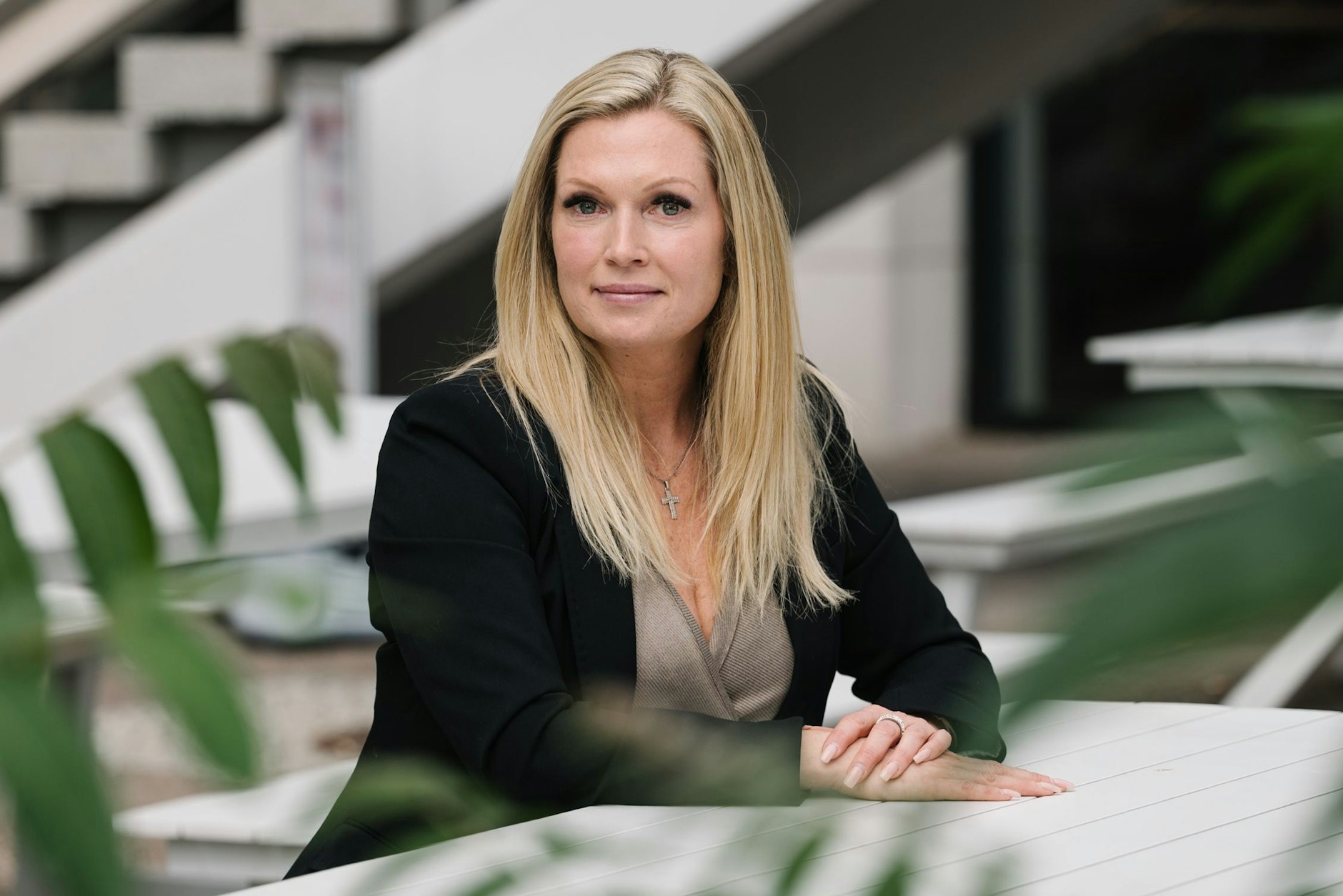 Die Frauenbeauftragte der Polizeigewerkschaft Angélique Yumusak warnt vor religiösen Symbolen im Polizeidienst.