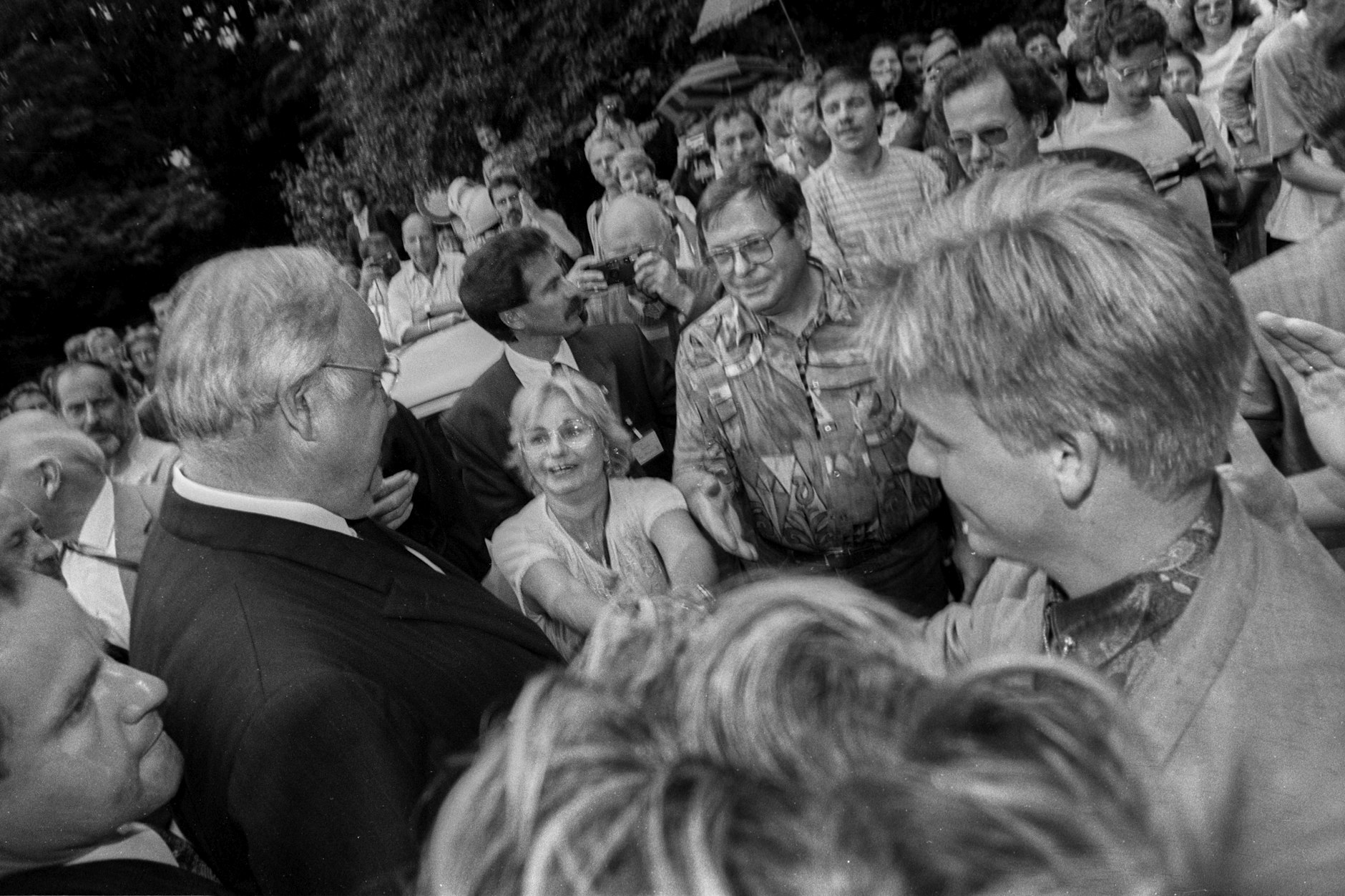 Helmut Kohl bei der Überführung der sterblichen Überreste von Friedrich II. nach Potsdam am 17. August 1991
