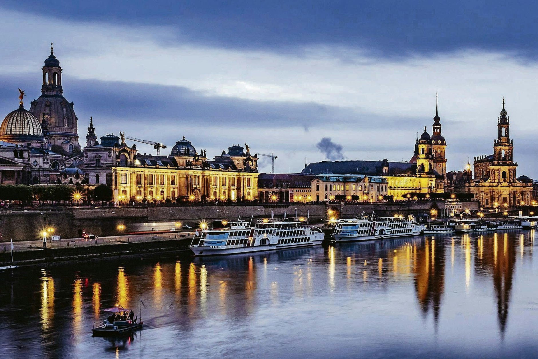 Die Stadt Dresden hat im vergangenen Jahr 8,7 Millionen Euro durch Geschwindigkeits- und Rotlichtkontrollen eingenommen.