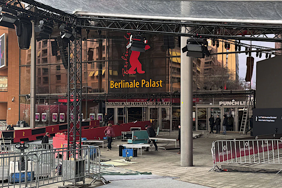 Thommy Berglmeir hat es zu seinem Hobby gemacht, sich auf VIP-Veranstaltungen zu schleichen.