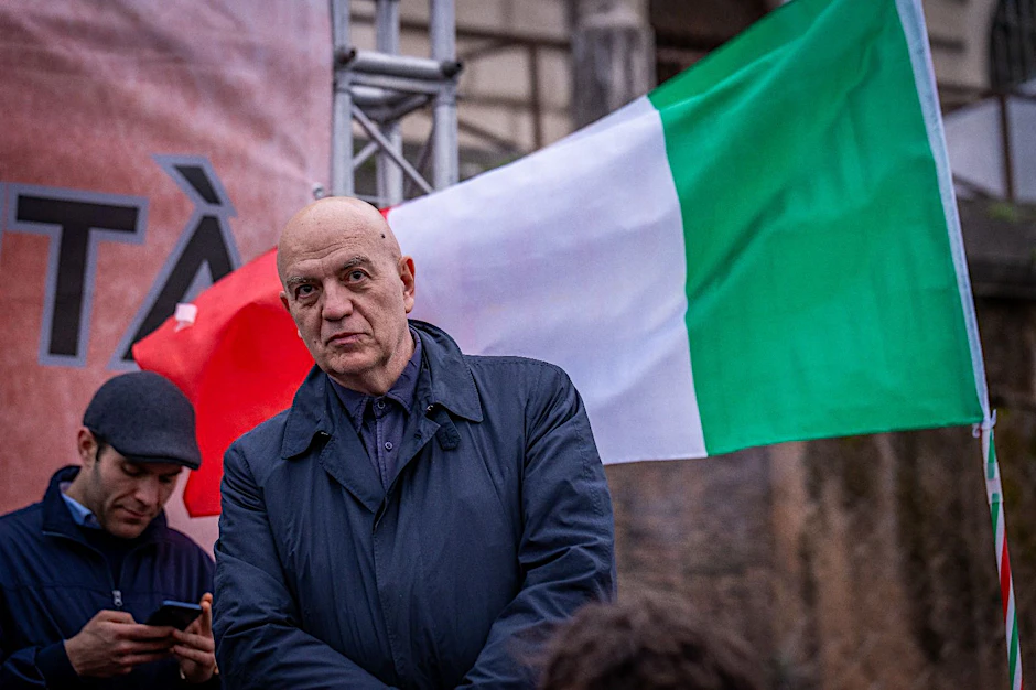 Der frühere Generalsekretär des Partito Comunista (PC), Marco Rizzo, führt heute eine souveränistisch ausgerichtete politische Bewegung.