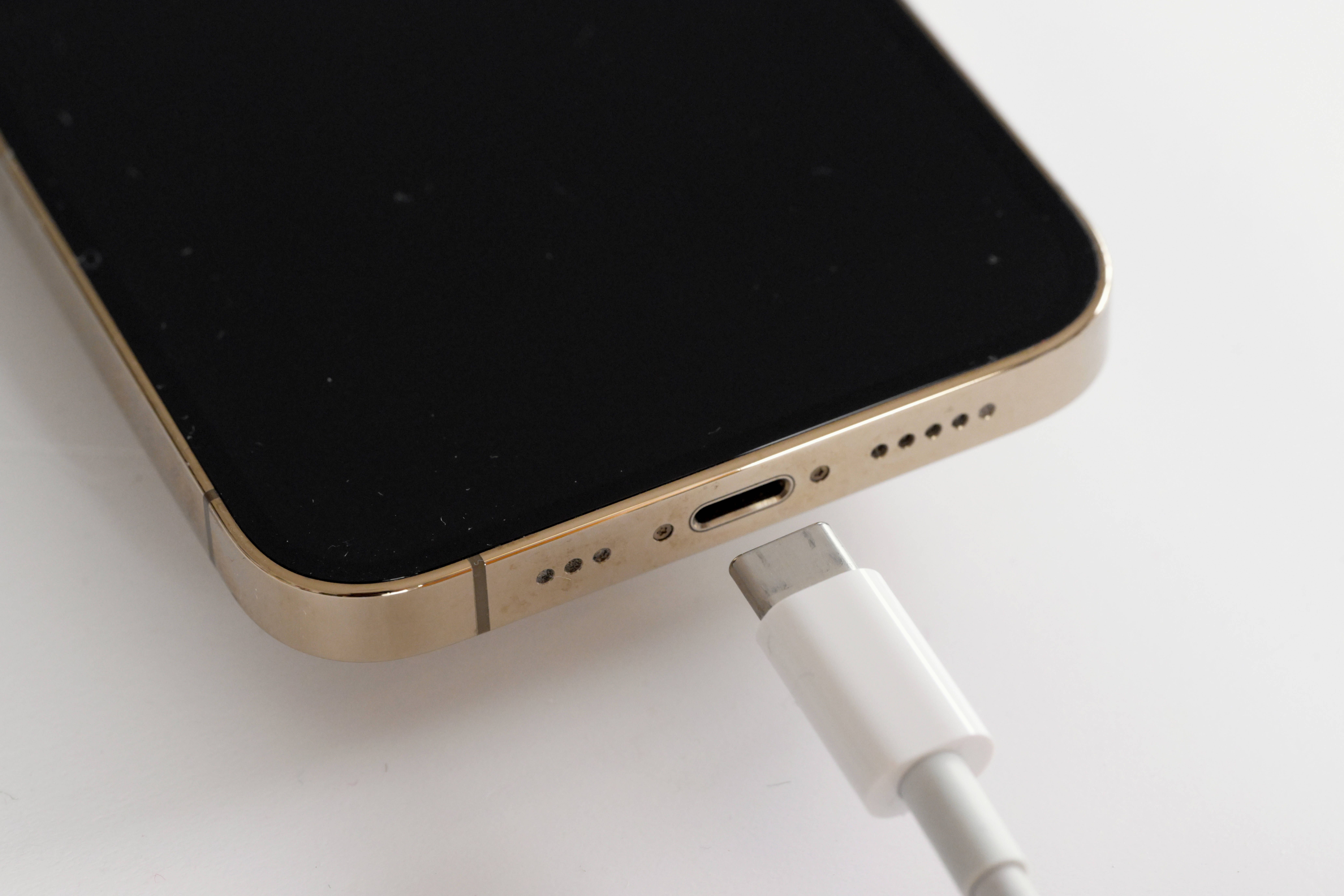 Wussten Sie das? So vermeiden Sie Akku-Schäden beim Laden Ihres Handys!