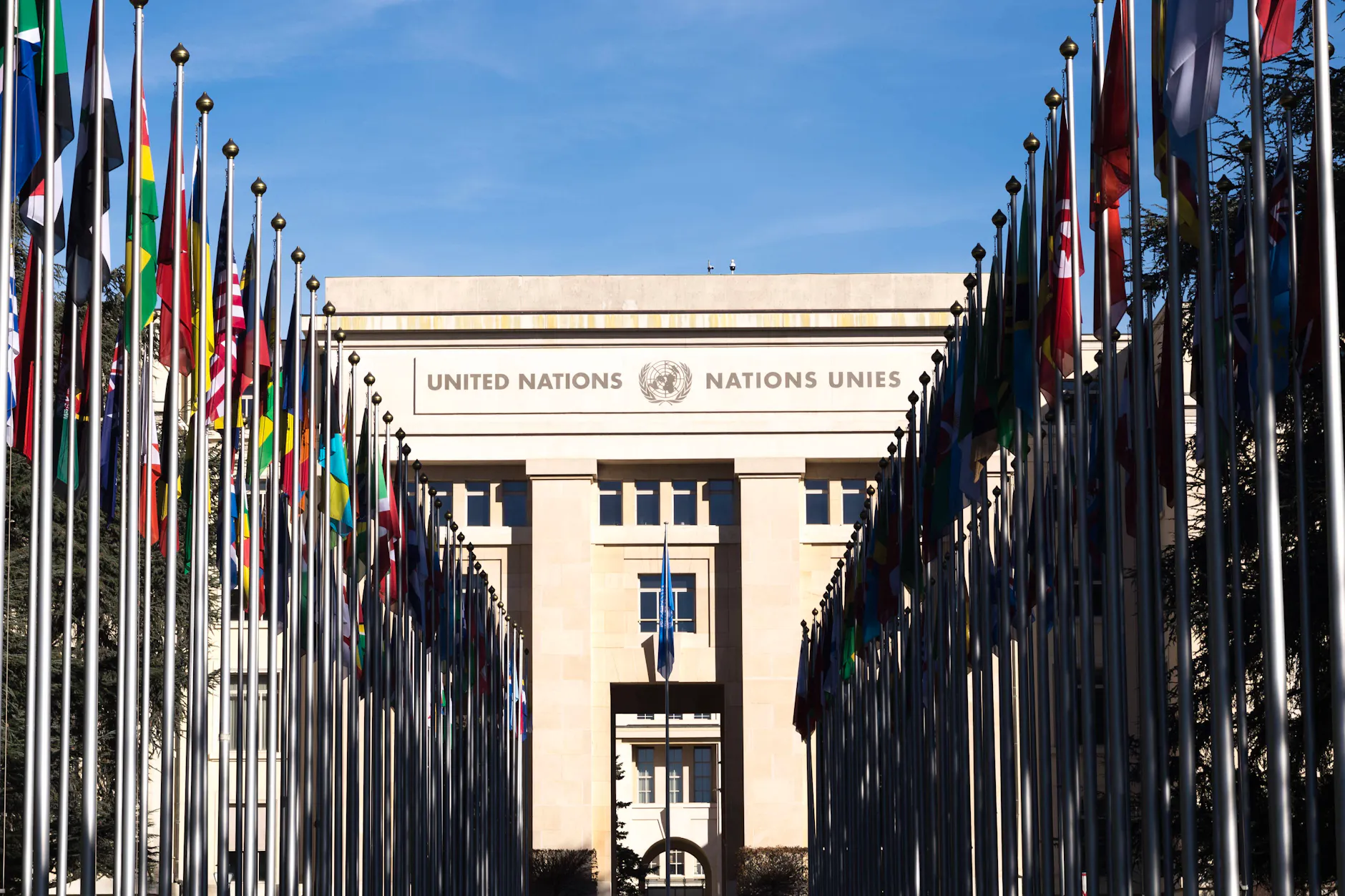 Delegationen aus den USA, dem Iran, Russland und der Ukraine treffen sich in Genf zu parallelen Verhandlungen über das iranische Atomprogramm und ein mögliches Ende des Ukraine-Krieges – begleitet von massiven Sicherheitsvorkehrungen.