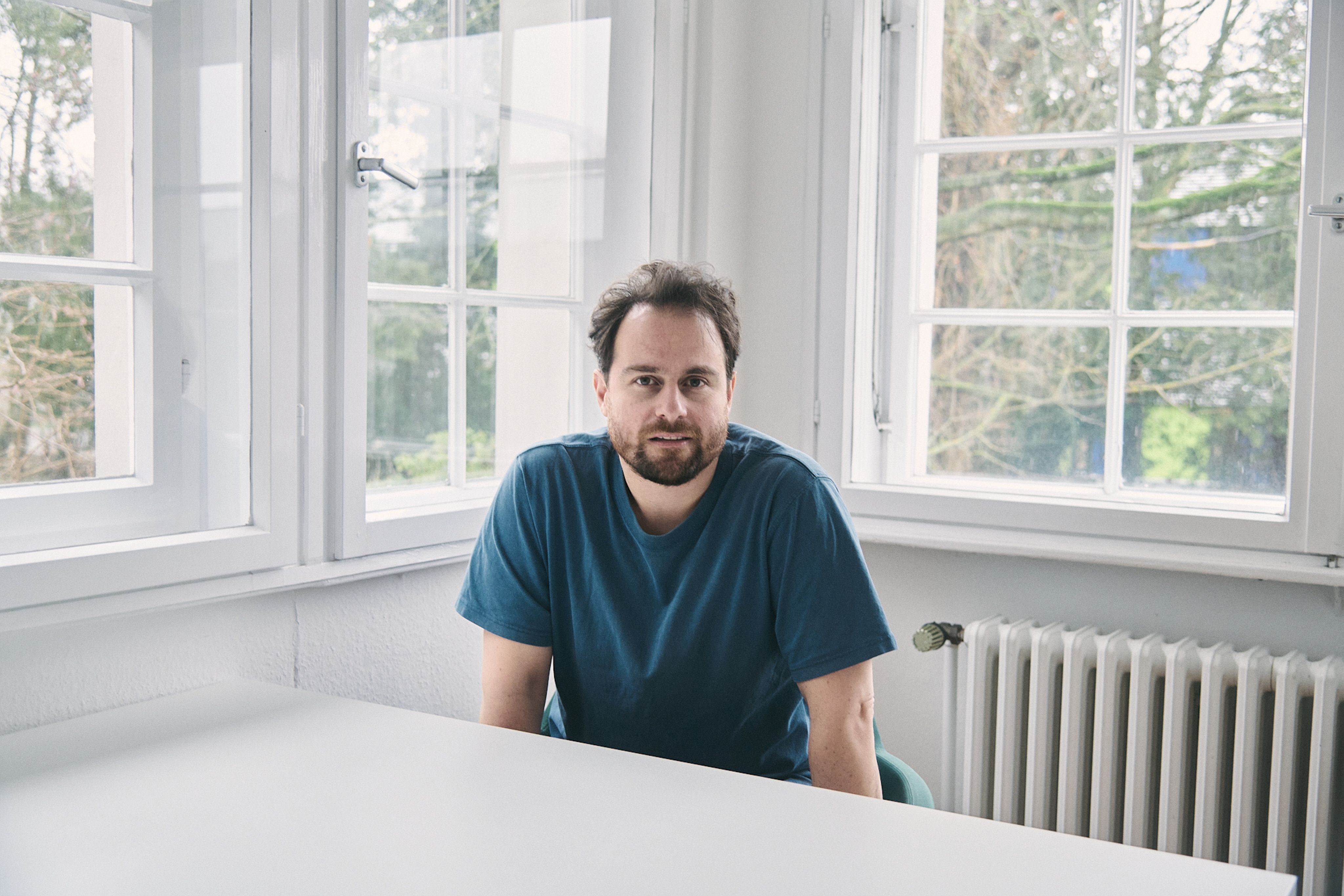 Nach tödlicher Attacke auf Zugbegleiter: Psychologe erklärt plötzliche Gewalt