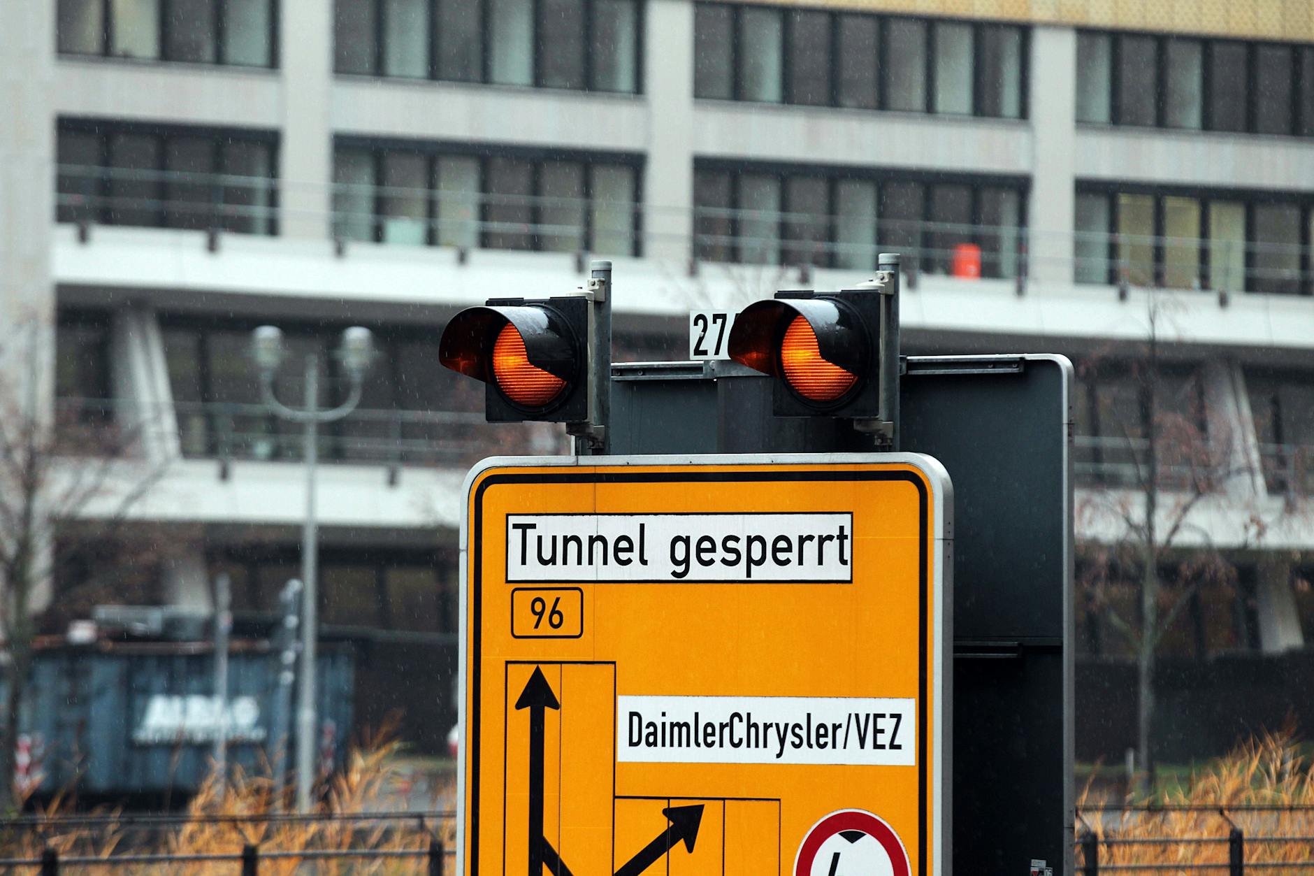 Der Tiergartentunnel bleibt bis Freitagmittag gesperrt.