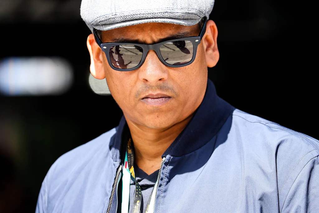 Xavier Naidoo hat bei der Demo Friedrich Merz aufgefordert, mit ihm über die Epstein-Akten zu sprechen.