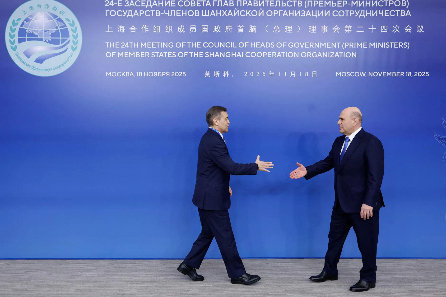 Russlands Premier Mishustin trifft SCO-Generalsekretär Jermekbajew