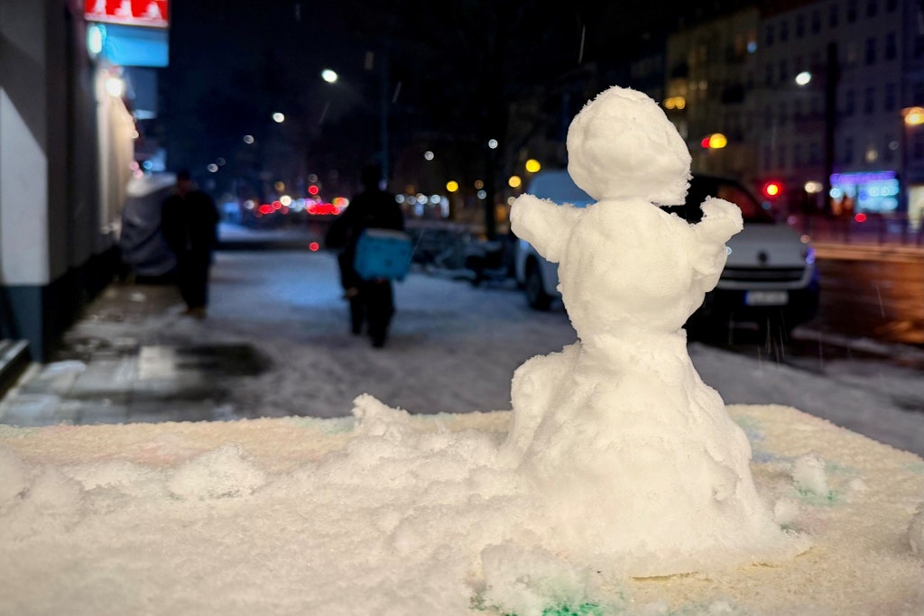 Was wird eigentlich aus den hunderten Tonnen Streusand von den Straßen Berlins?