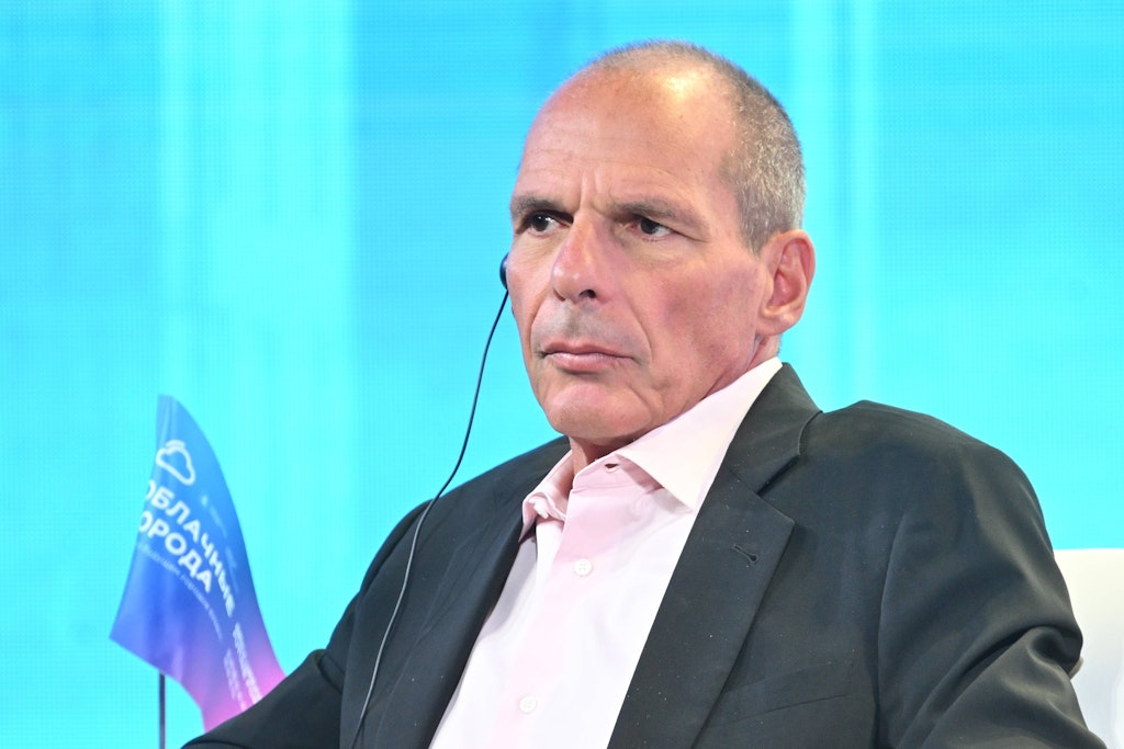 Varoufakis lehnt EU-Rückkehr Großbritanniens ab und warnt vor Zerfall des Euro