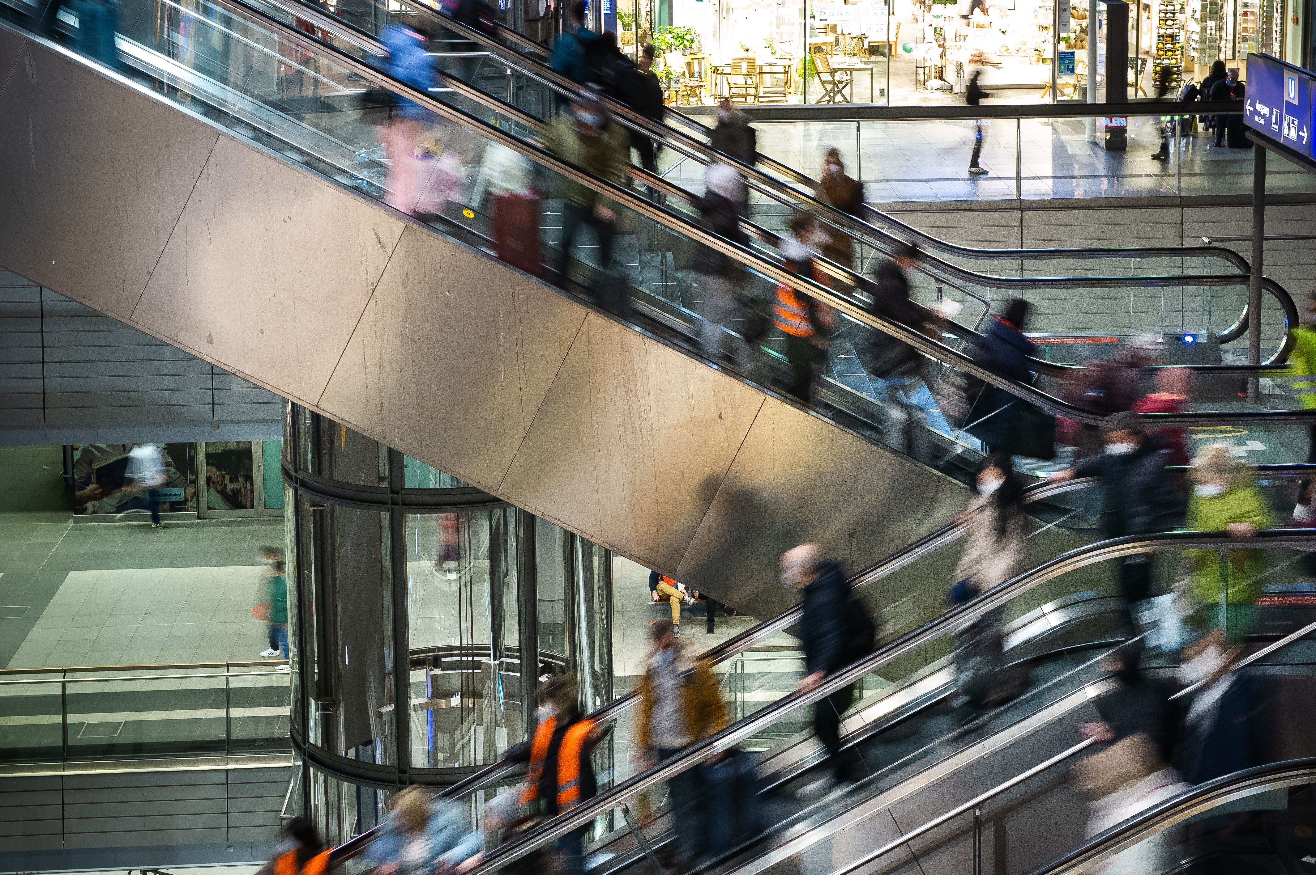 Bahn schaltet mehr als 50 Rolltreppen an zwei Berliner Bahnhöfen ab