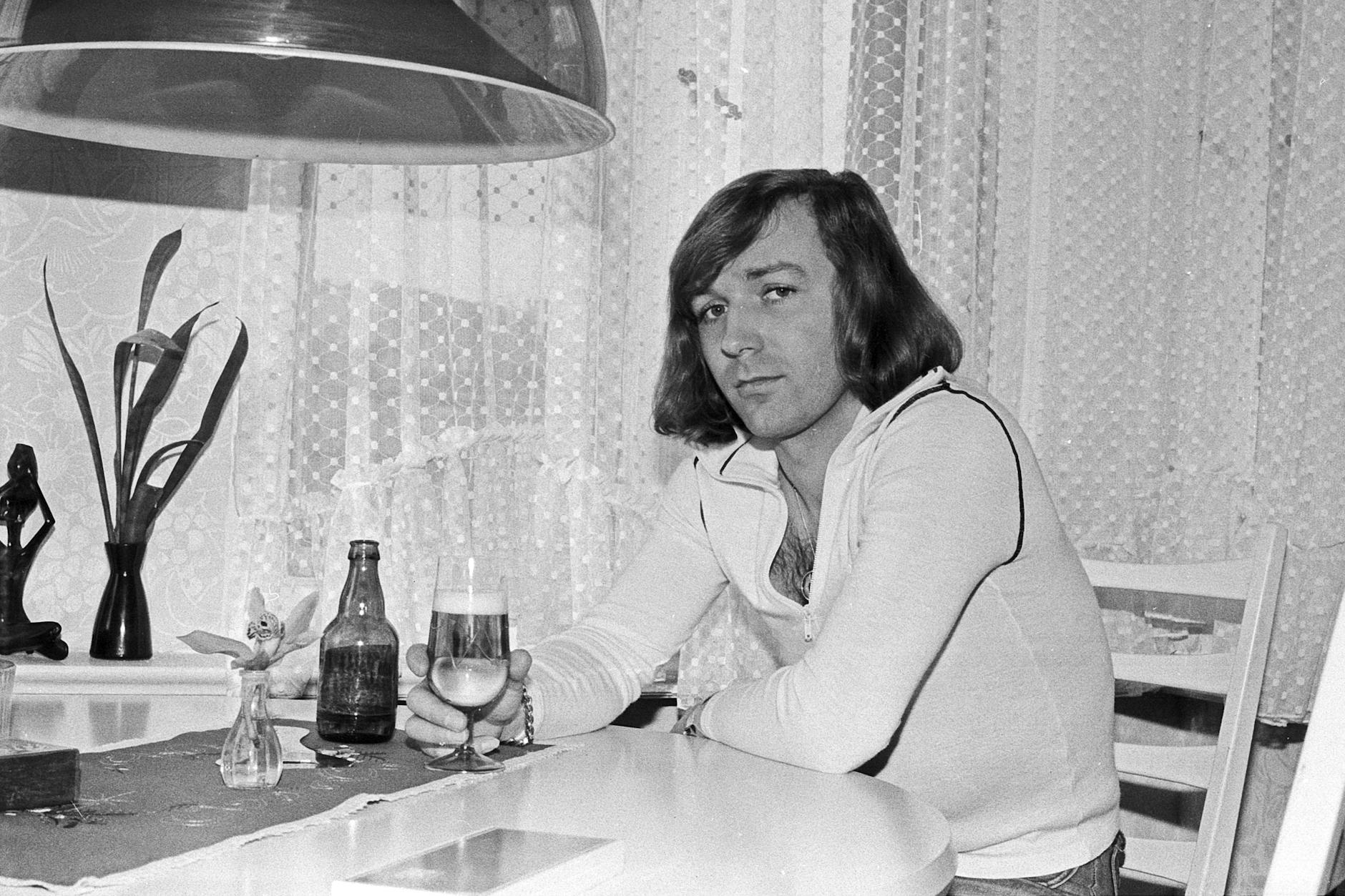 Hartmut Schulze-Gerlach bei einem Fotoshooting im Jahr 1978. Da stand der Schlagerstar aus der DDR noch am Anfang seiner Karriere.