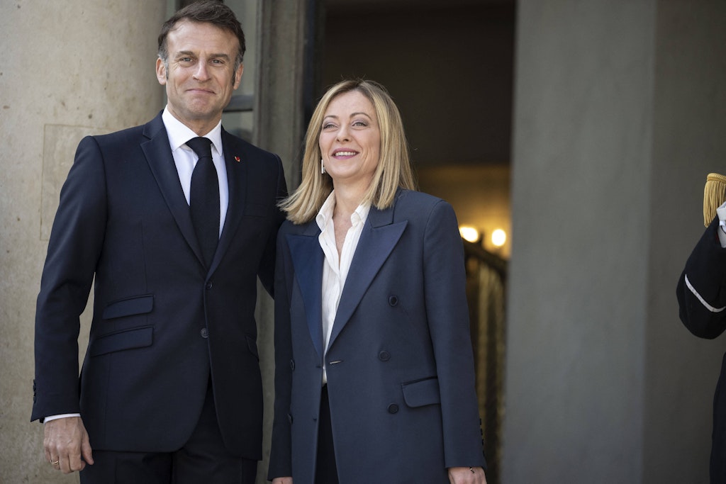 Nach Tod von rechtem Aktivisten: Macron wirft Meloni Einmischung vor