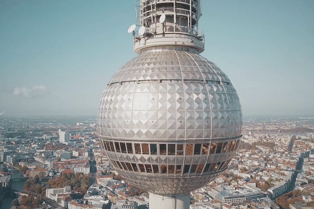 Umzug nach Berlin: Junge Briten lesen gerade, wie attraktiv die deutsche Hauptstadt ist