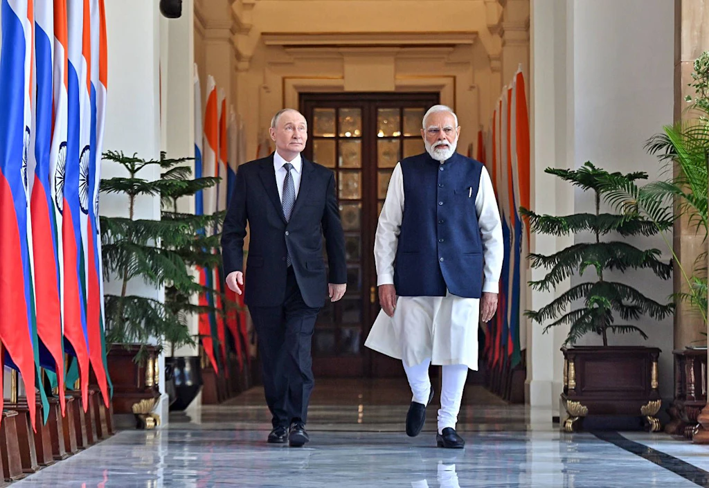 „Modis Krieg“? Die Wahrheit über Russlands Öl, Indiens Raffinerien und Europas Doppelbödigkeit