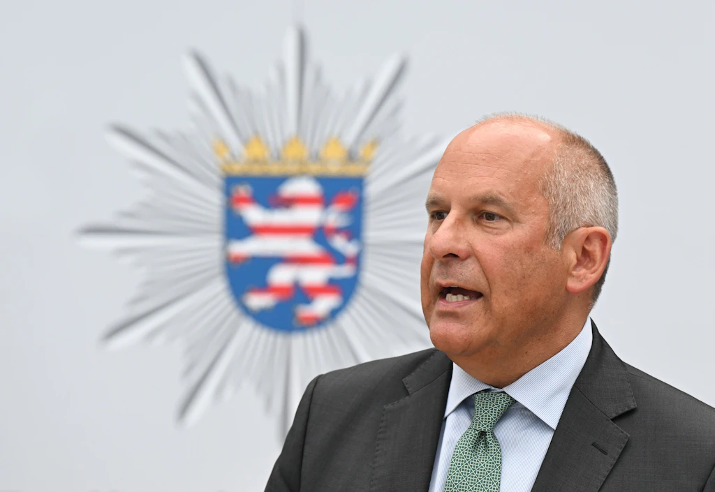 Ortung von Ausreisepflichtigen: Polizeigewerkschaft kritisiert „perfide Menschenjagd“