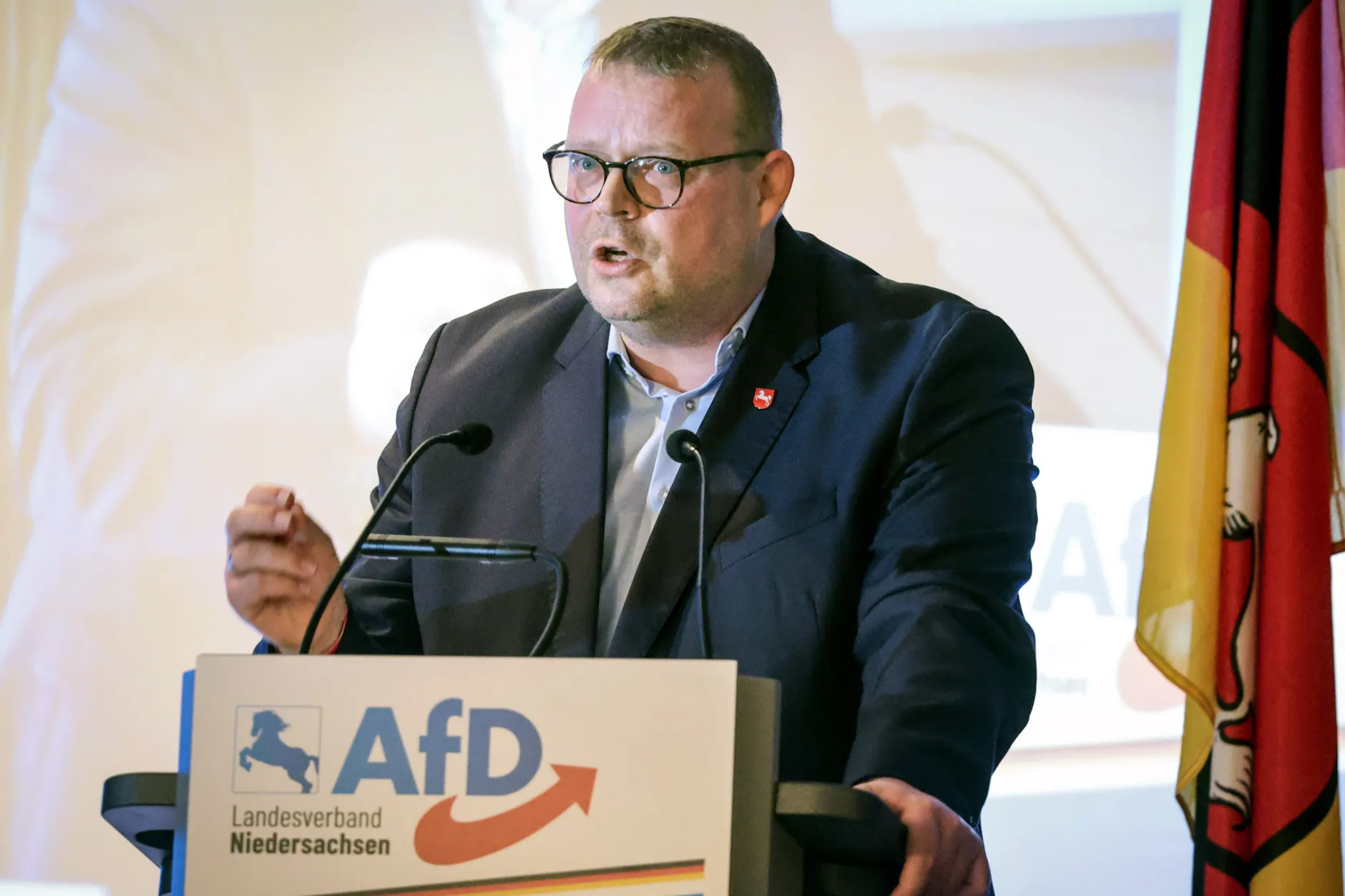 Ansgar Schledde, Landesvorsitzender der AfD Niedersachsen, sieht sich massiven Vorwürfen ausgesetzt.