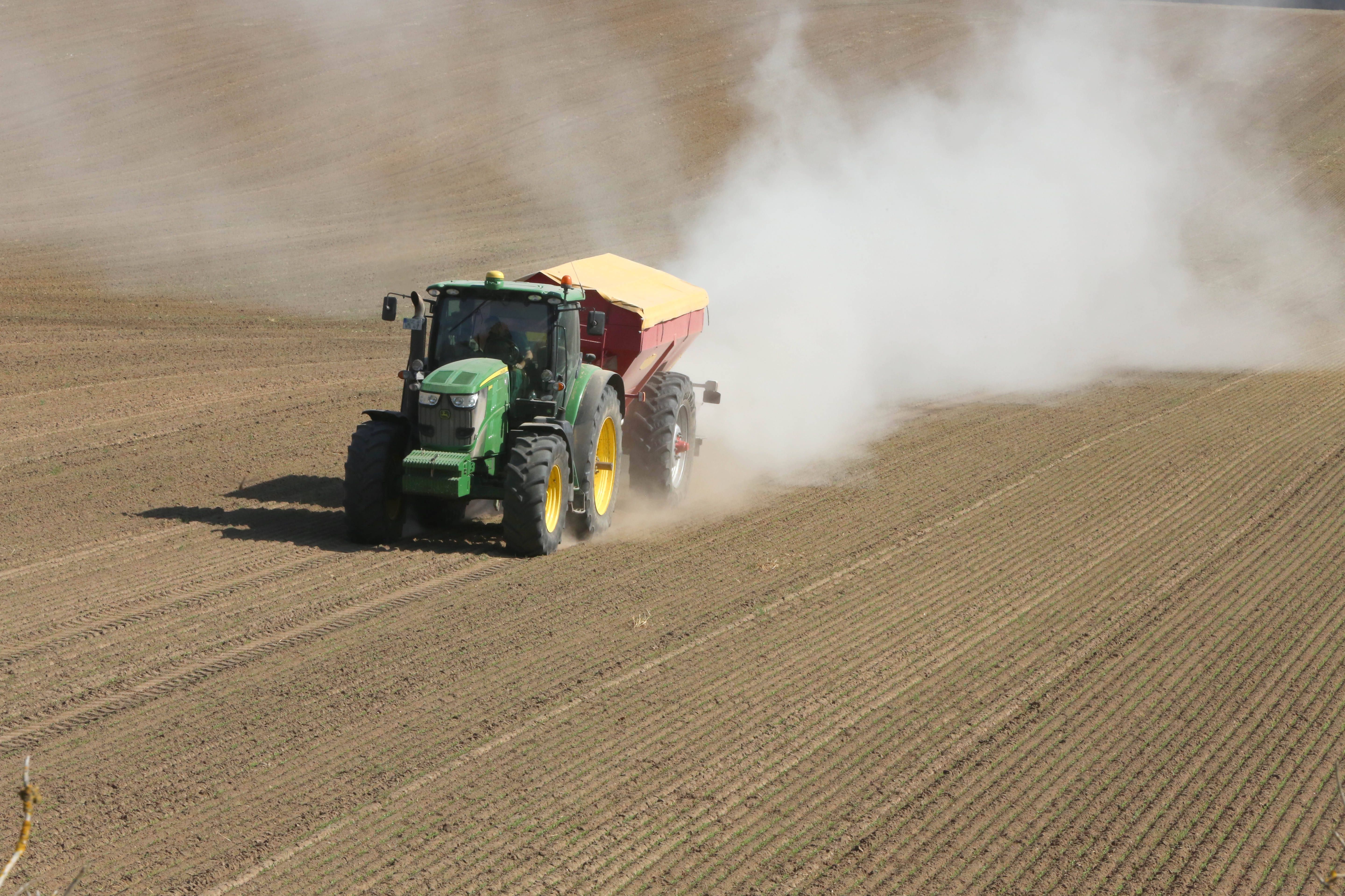 90.000 Hektar DDR-Staatsacker: Kippt jetzt der Verkaufsstopp?